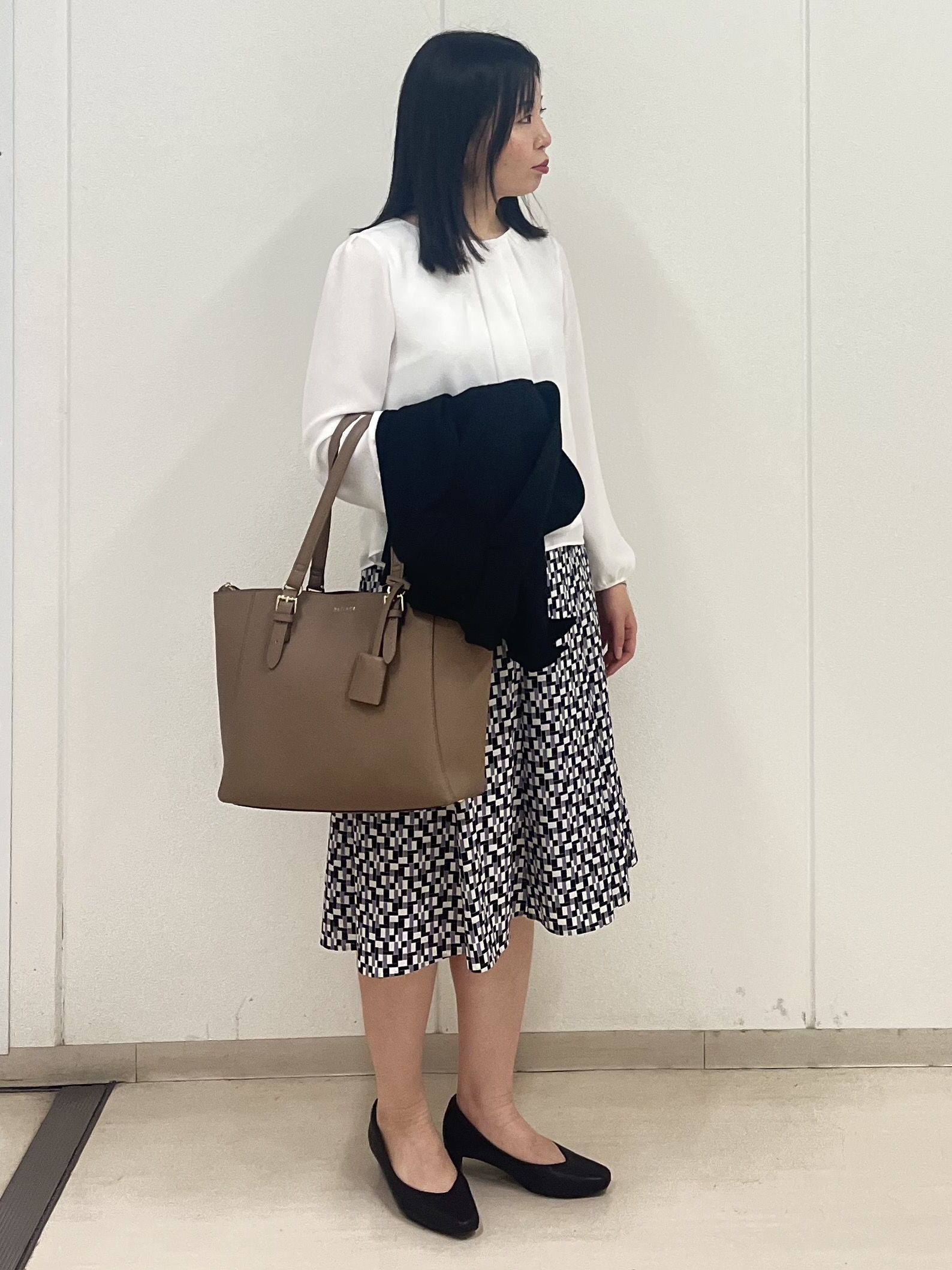 Rihoさんの「Reflect｜【SS-4Lサイズ／通勤／セレモニー】クルーネック シフォンブラウス」を使ったコーディネート