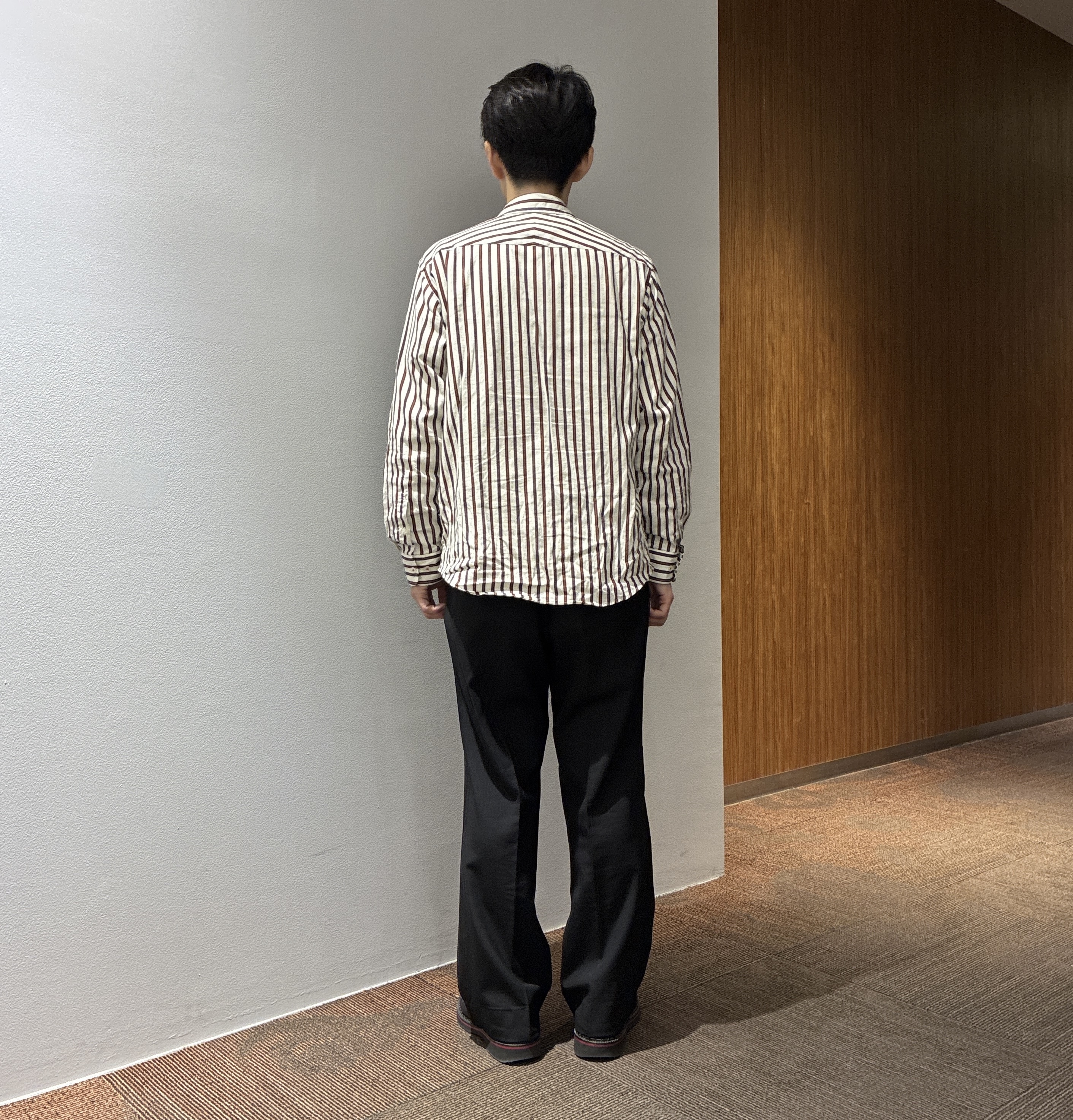 わいずみさんの「TAKEO KIKUCHI｜【BOWLER HAT LABEL】日本製オルタネートストライプシャツ」を使ったコーディネート