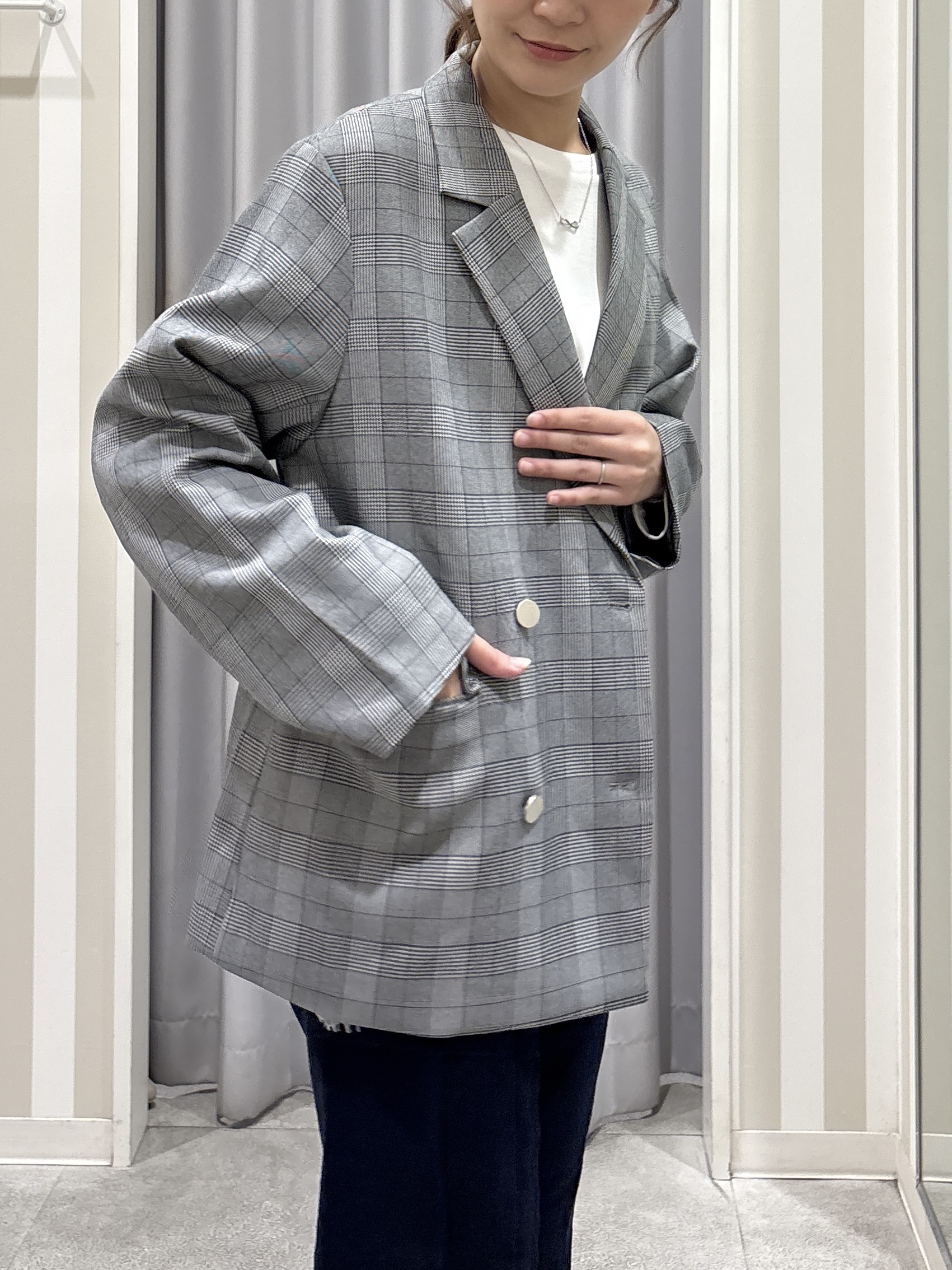 Rikaさんの「SHOO･LA･RUE｜【セットアップ可/洗濯後しわになりにくい】ウールフィール ダブルジャケット」を使ったコーディネート