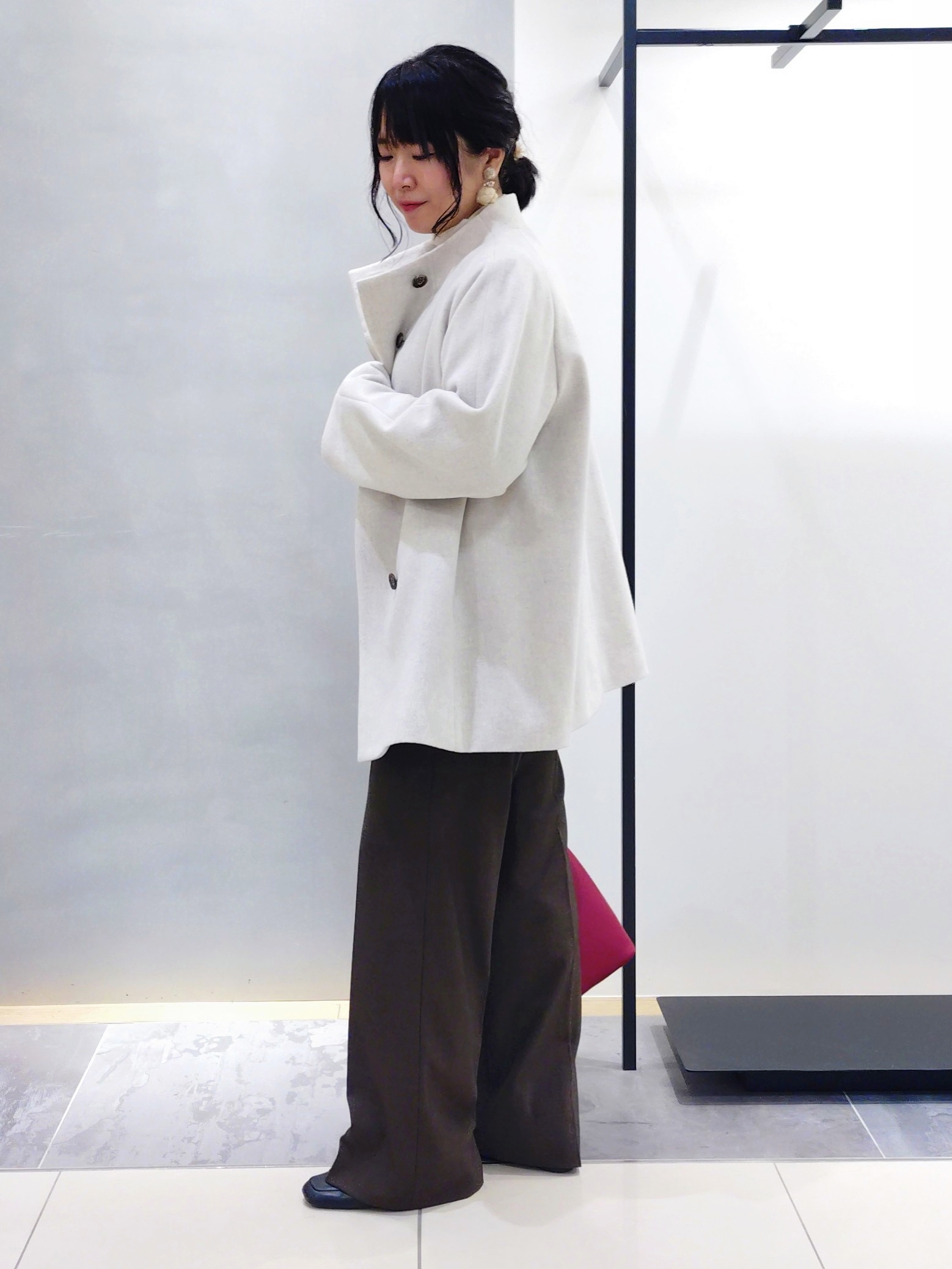 TOMOMIさんの「INDIVI｜【ウールラメ混／軽量】 ハイネックインナーニット」を使ったコーディネート
