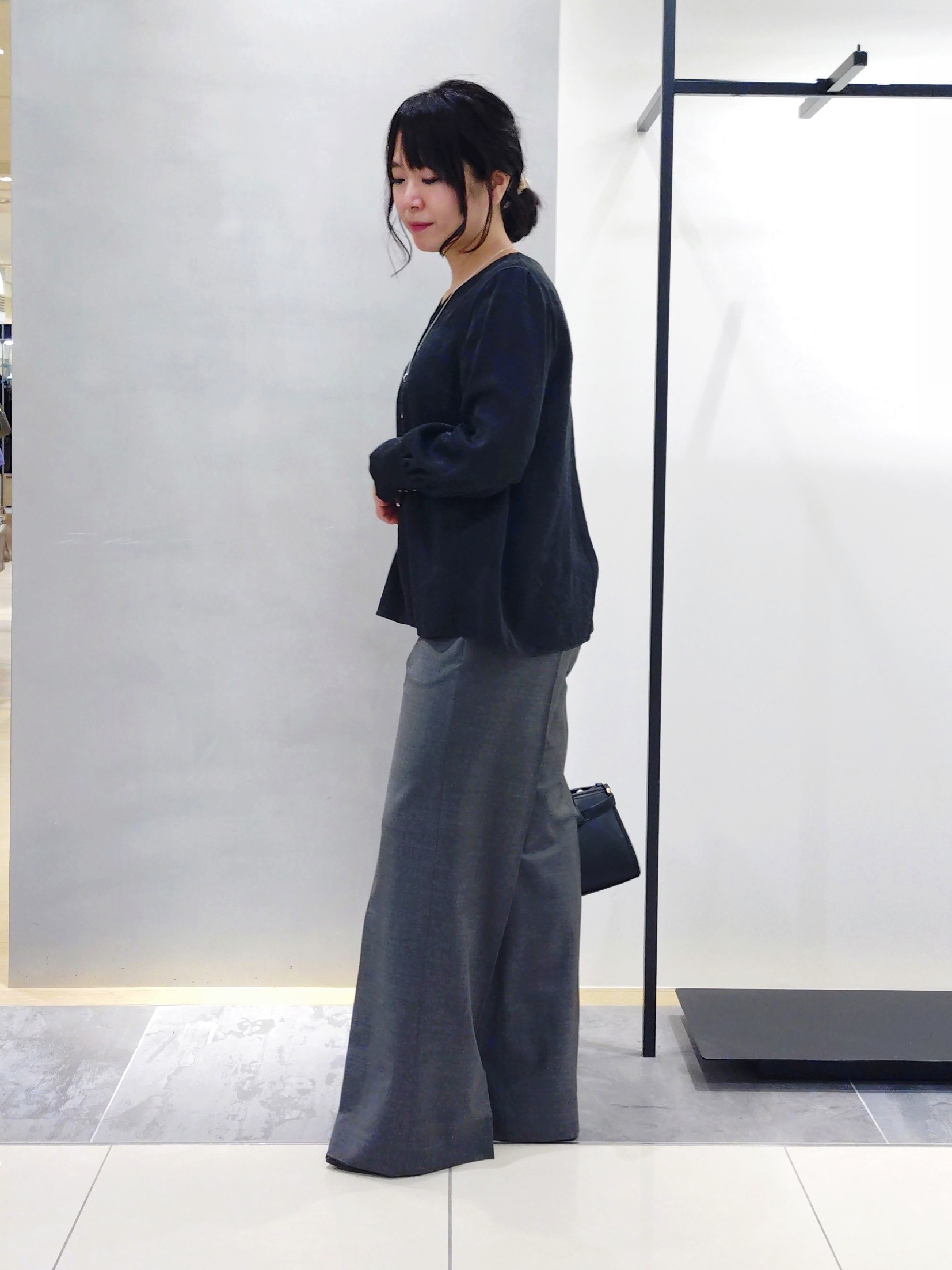 TOMOMIさんの「INDIVI｜【日本製／良質スーツ】ダブルジャケット」を使ったコーディネート