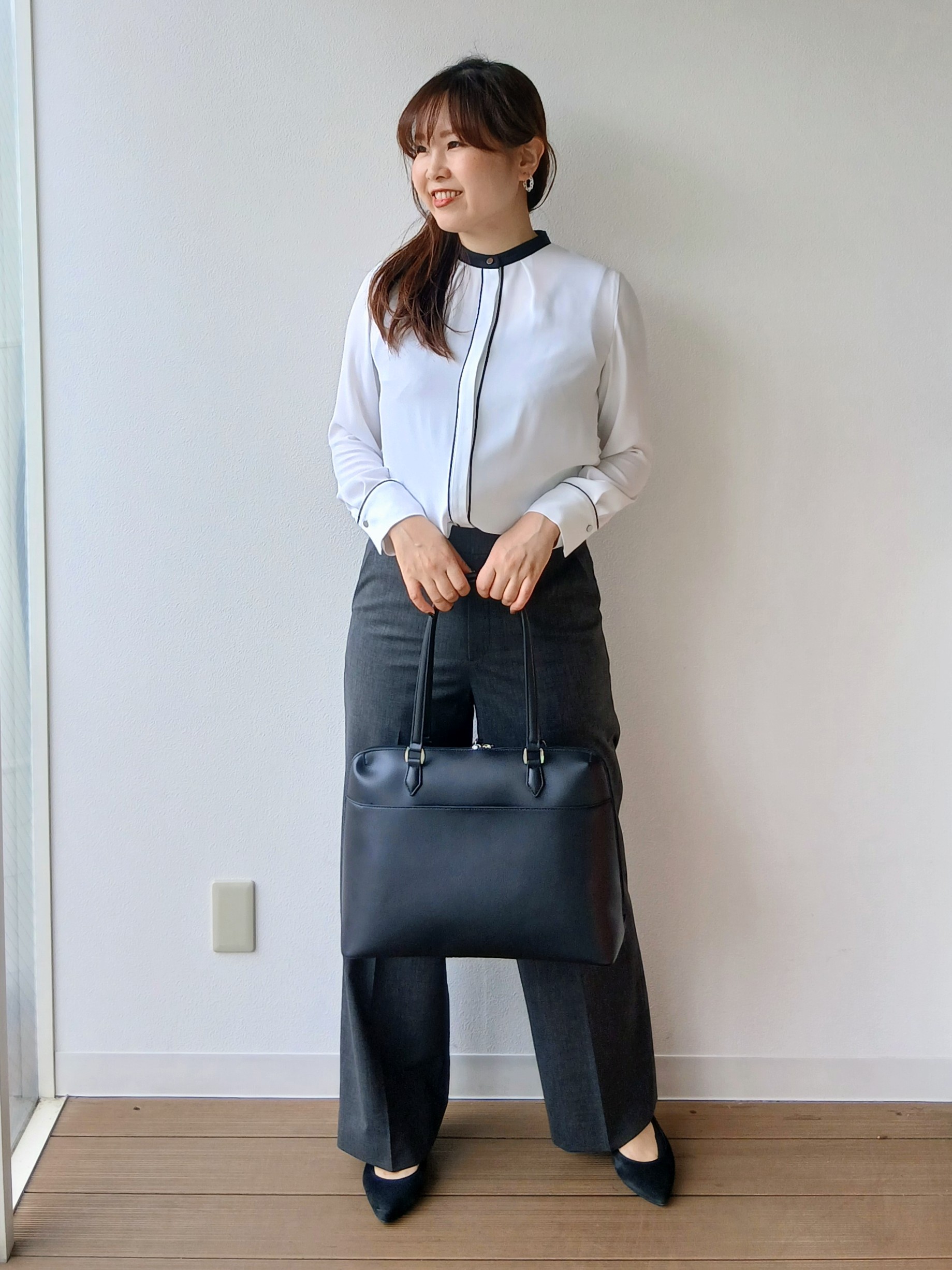 なみきさんの「UNTITLED｜【スーツインナー/仕事着】配色ラインブラウス」を使ったコーディネート