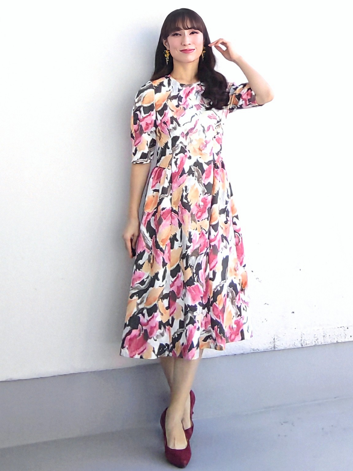 keinaさんの「SunaUna｜【手洗い可／日本製】花柄グラデーションワンピース」を使ったコーディネート