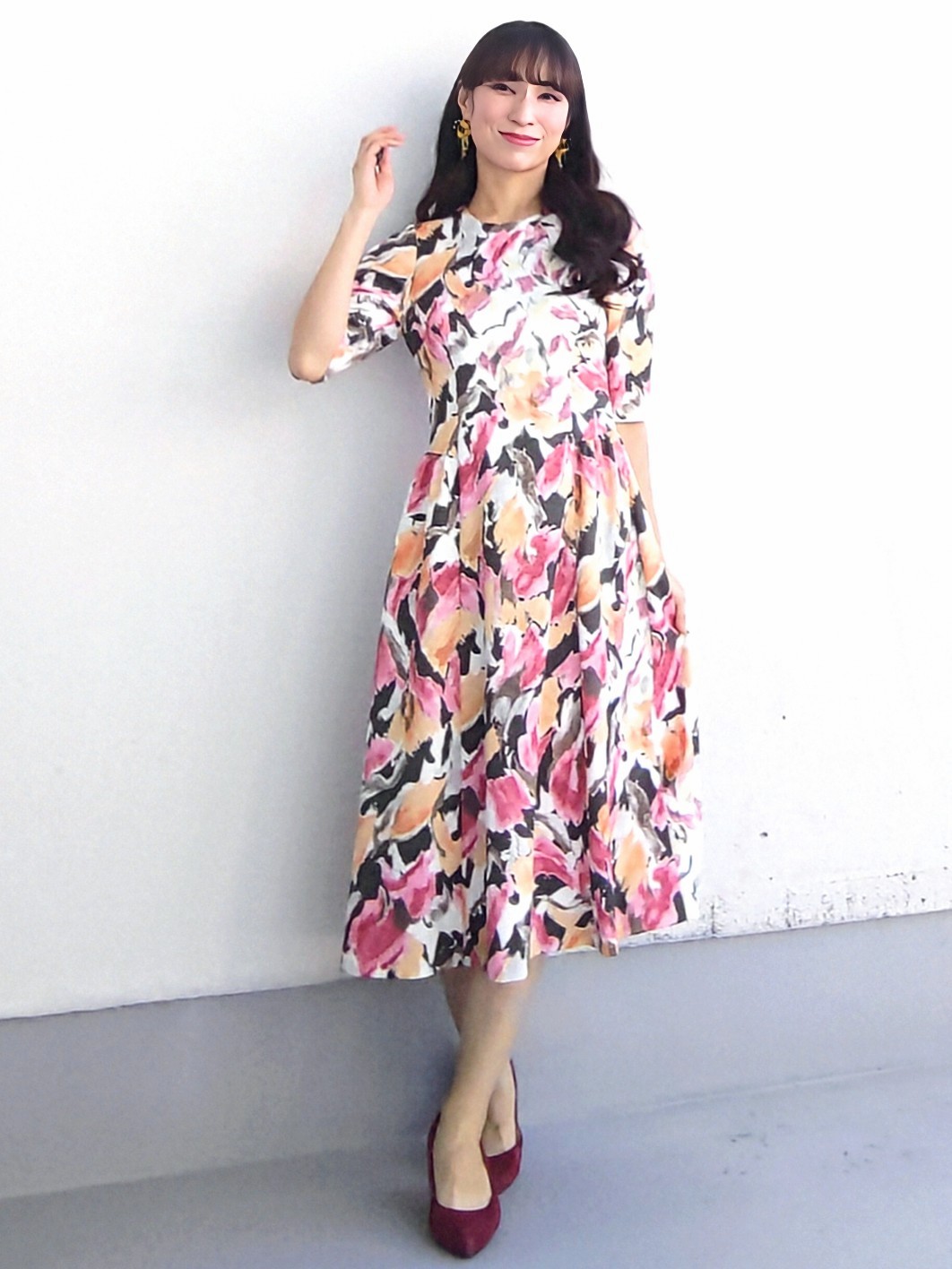 keinaさんの「SunaUna｜【手洗い可／日本製】花柄グラデーションワンピース」を使ったコーディネート