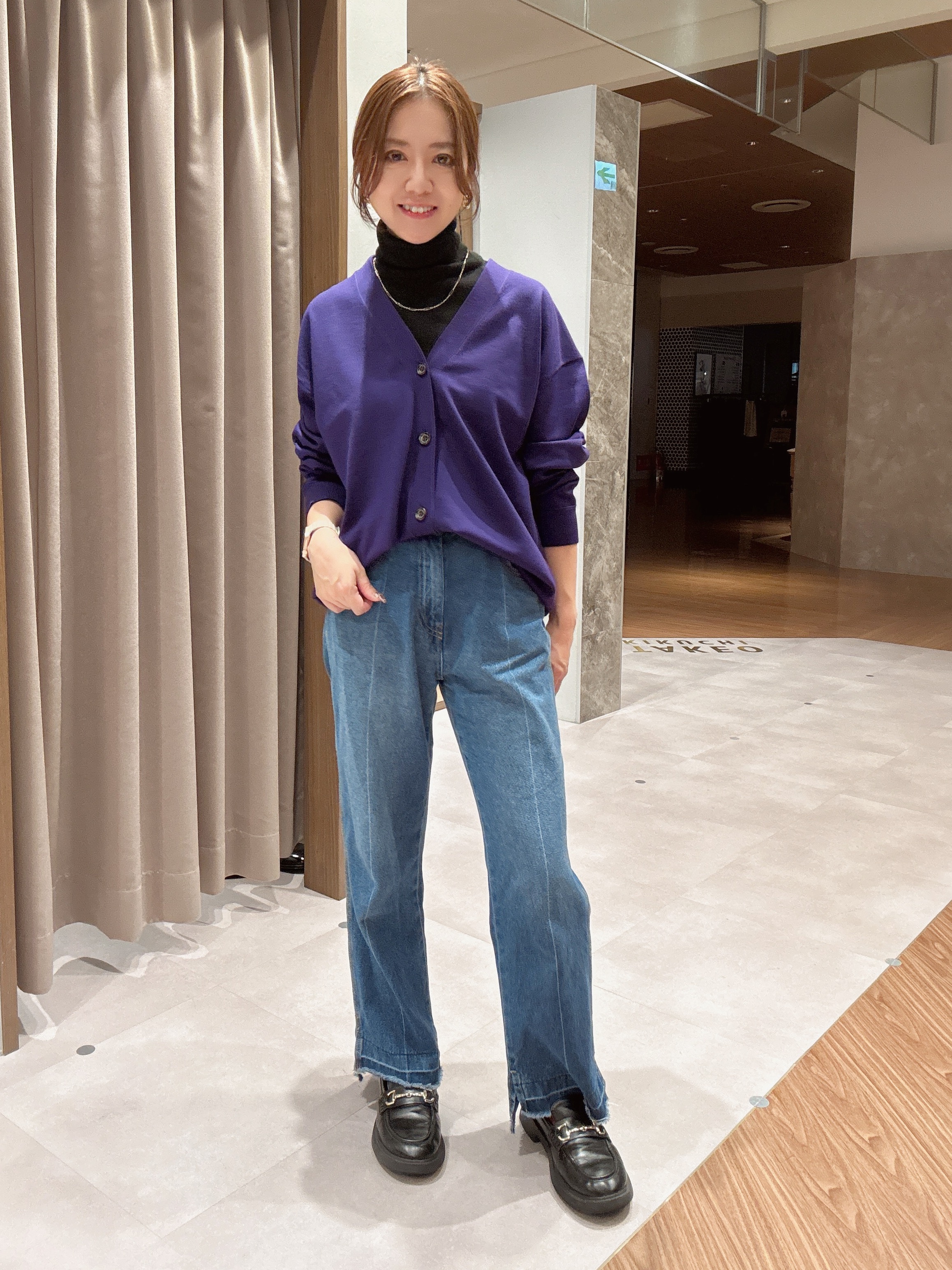 hanechanさんの「TAKEO KIKUCHI｜アンチピリング ニット カーディガン」を使ったコーディネート