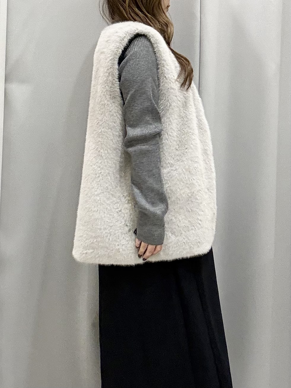 shioさんの「SHOO･LA･RUE｜【絶妙なゆるピタ/S-LL/洗濯機可】ちくちくしにくいリブハイネック やわらかニット」を使ったコーディネート