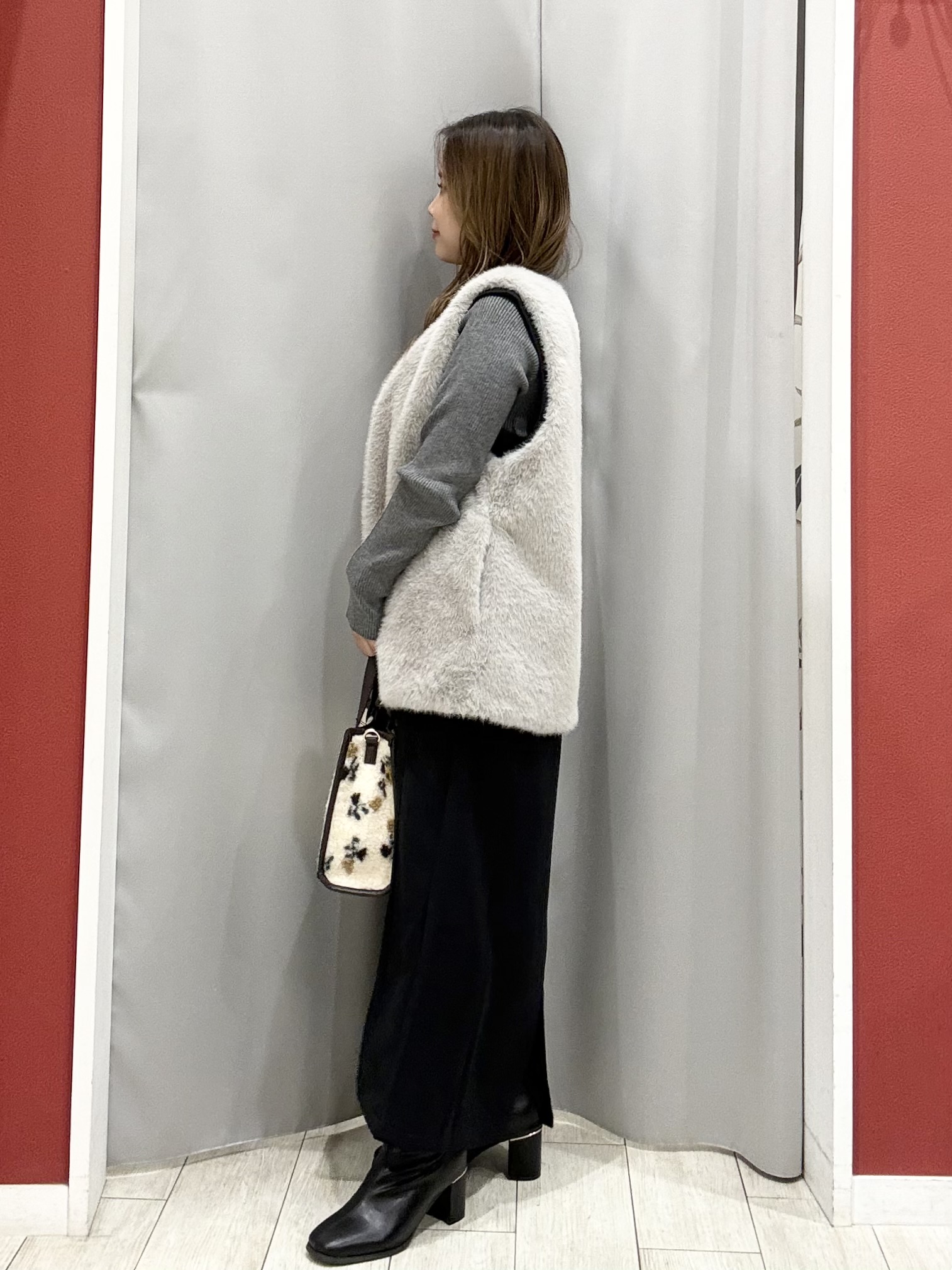 shioさんの「SHOO･LA･RUE｜【絶妙なゆるピタ/S-LL/洗濯機可】ちくちくしにくいリブハイネック やわらかニット」を使ったコーディネート