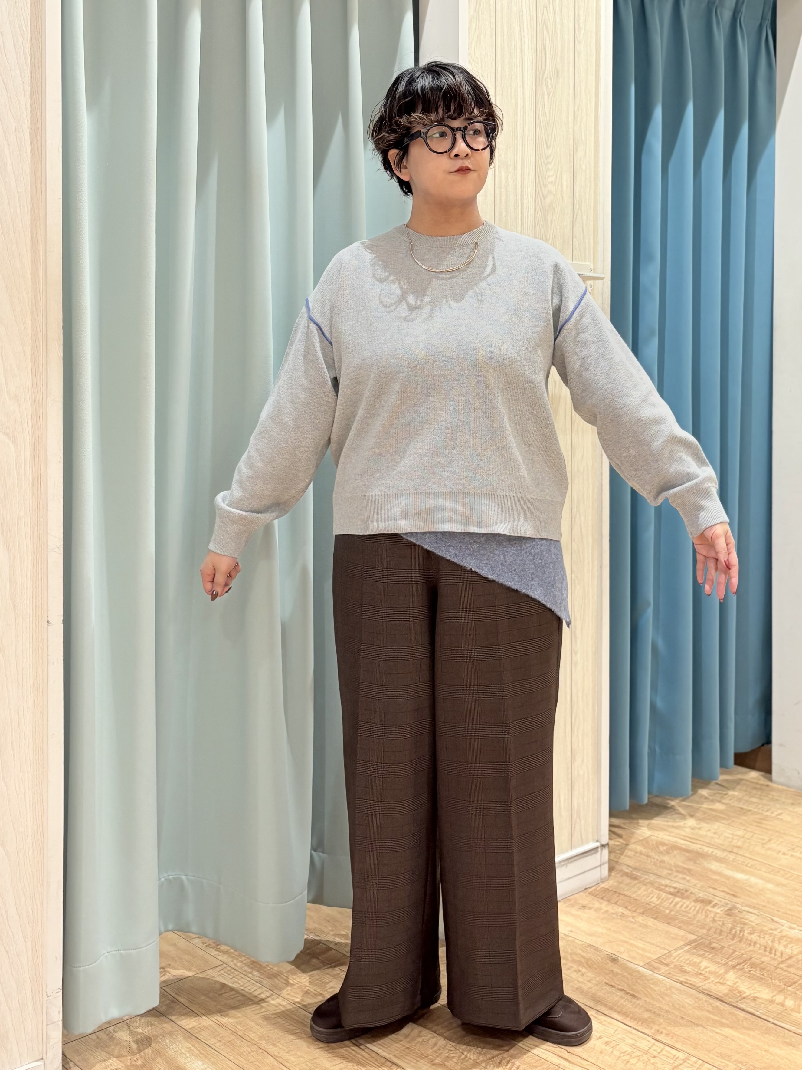 砂糖さんの「SHOO･LA･RUE｜配色が目を引く　スウェットライクニット」を使ったコーディネート