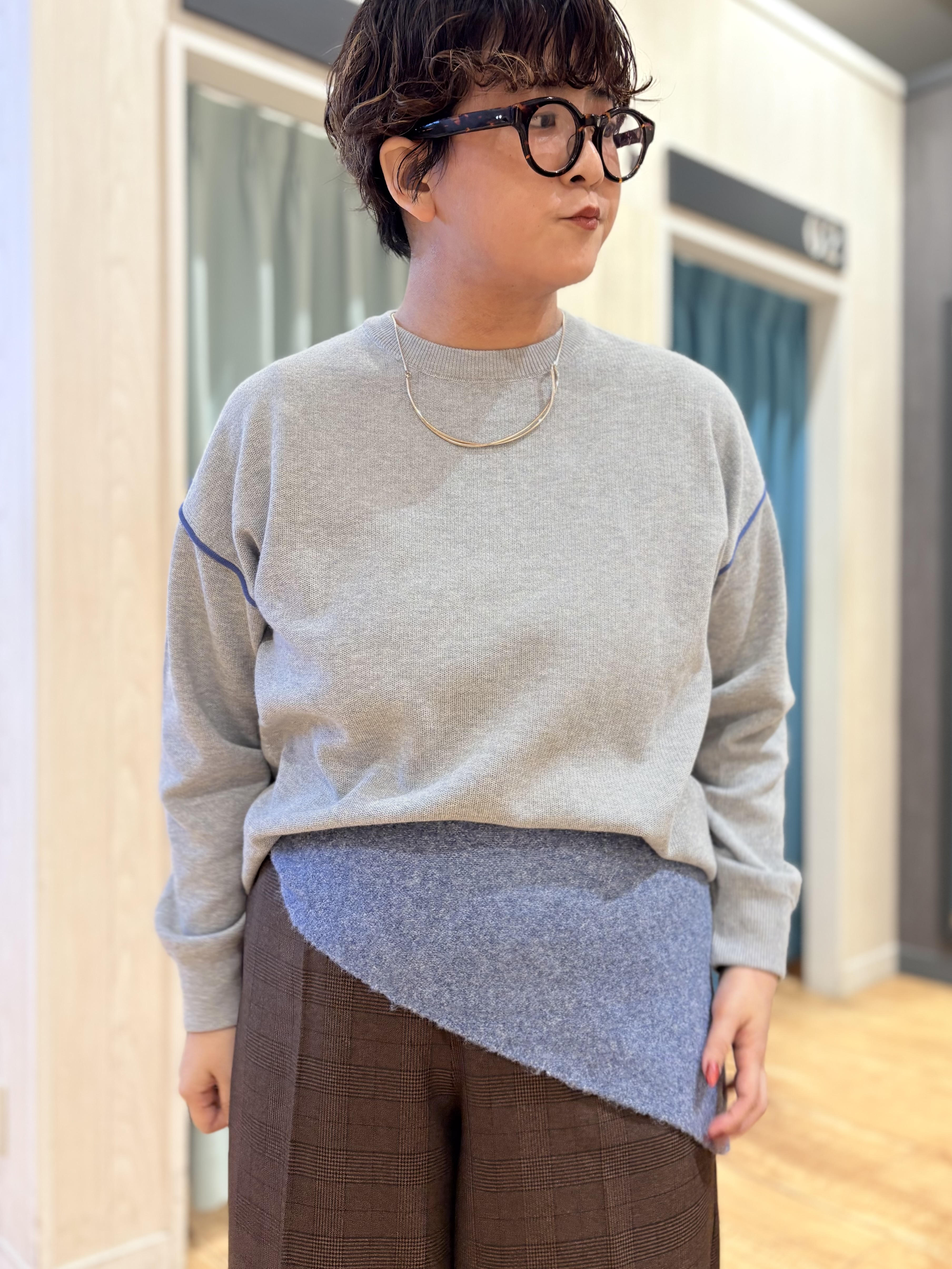 砂糖さんの「SHOO･LA･RUE｜配色が目を引く　スウェットライクニット」を使ったコーディネート