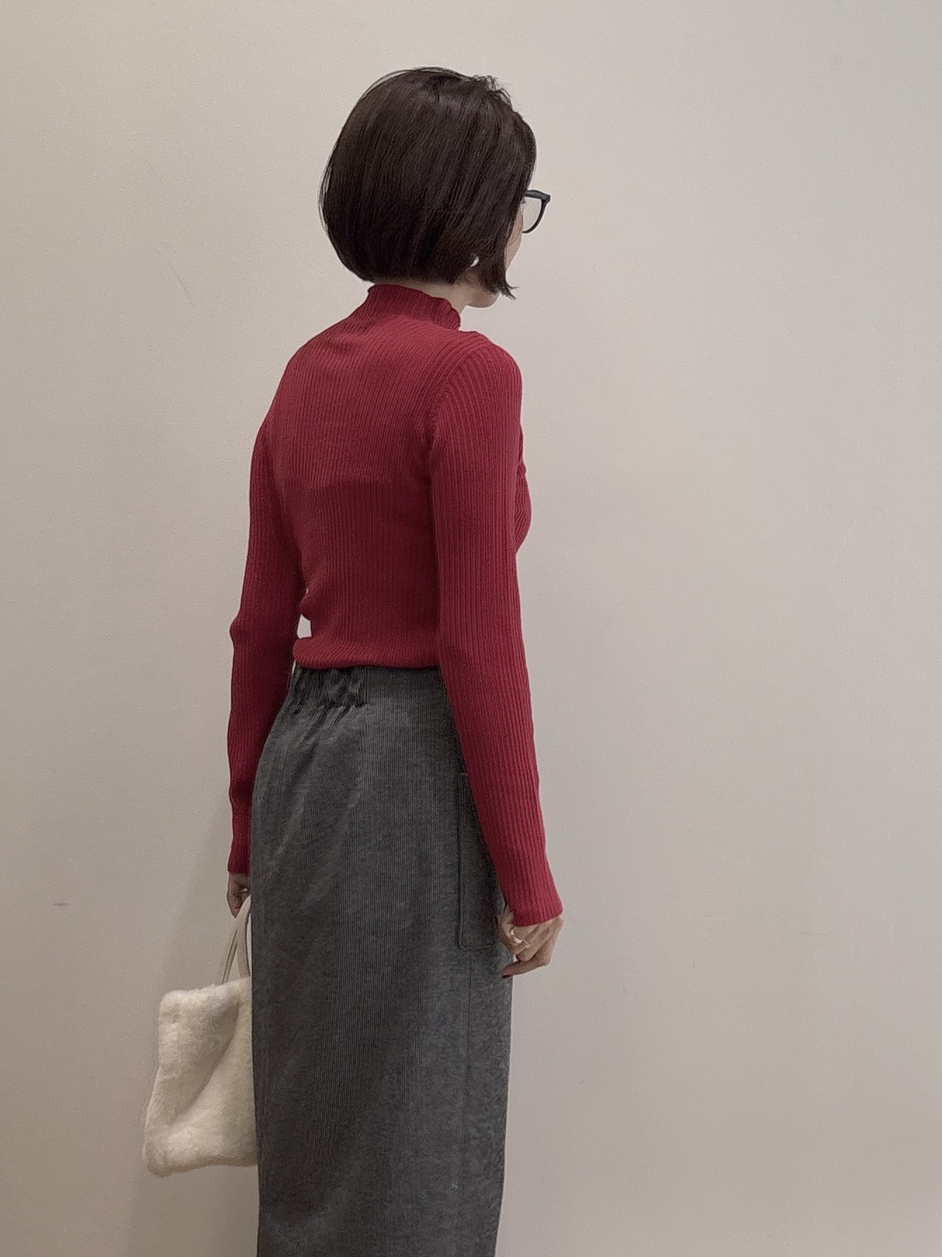 NAKAさんの「OPAQUE.CLIP｜ウールライクタイトスカート【洗濯機OK】」を使ったコーディネート