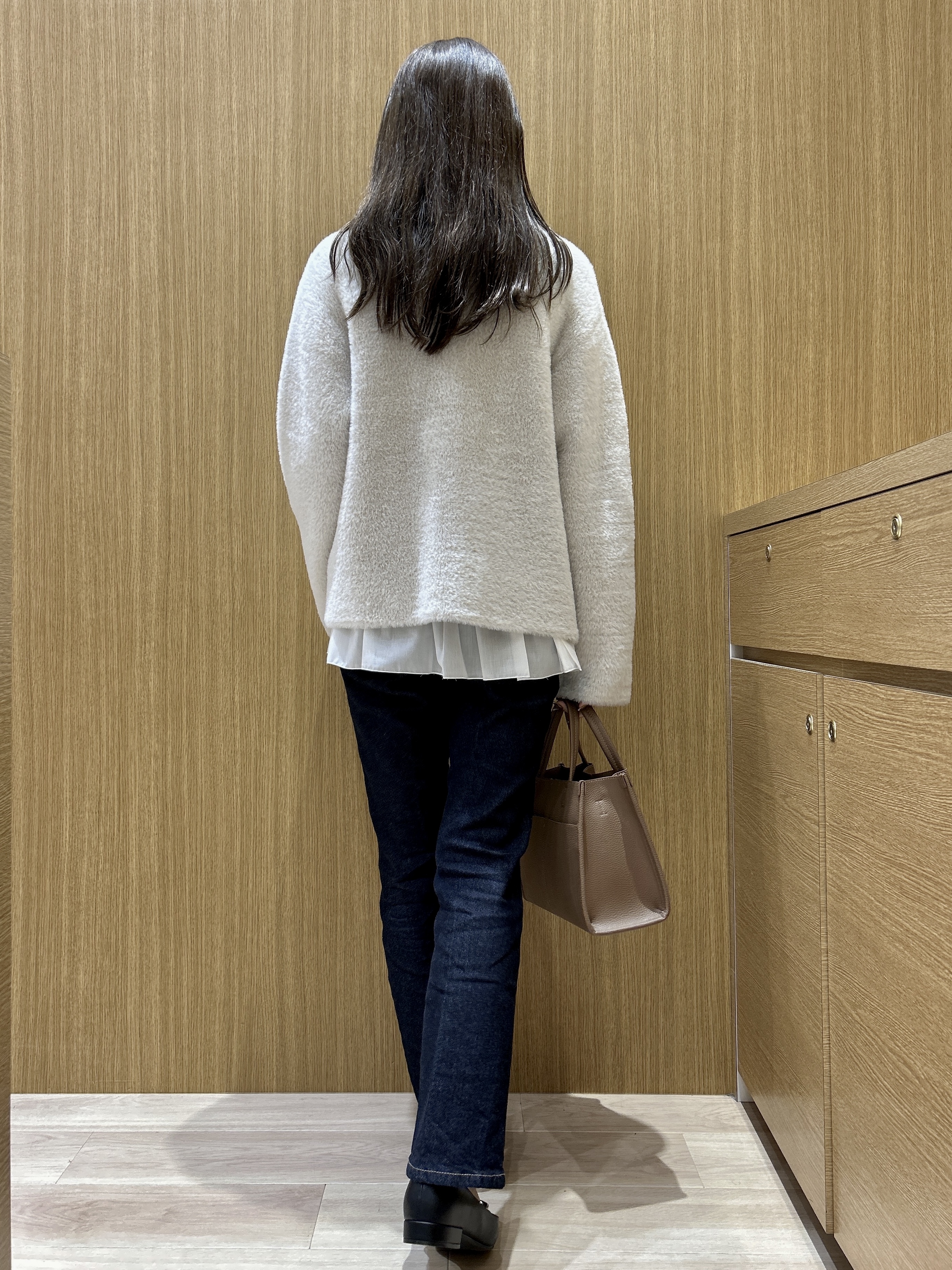 maiさんの「OPAQUE.CLIP｜ダブルフェイスニットカーディガン」を使ったコーディネート