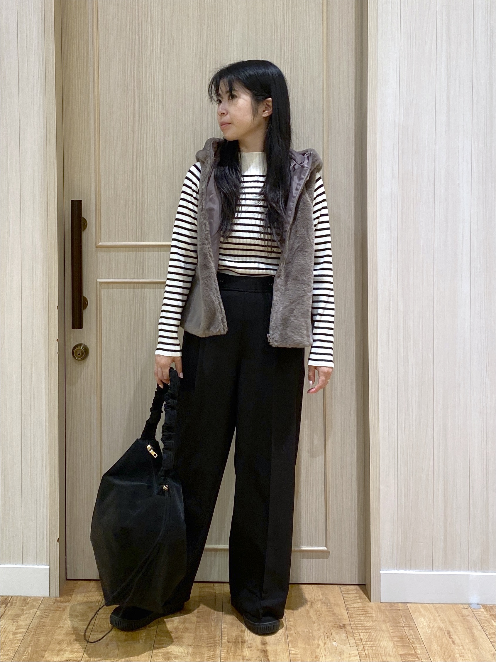 ERIさんの「SHOO･LA･RUE｜【洗濯機可/撥水/マルチWAY】ファーライナー付き 毎日欲張りマンパ」を使ったコーディネート