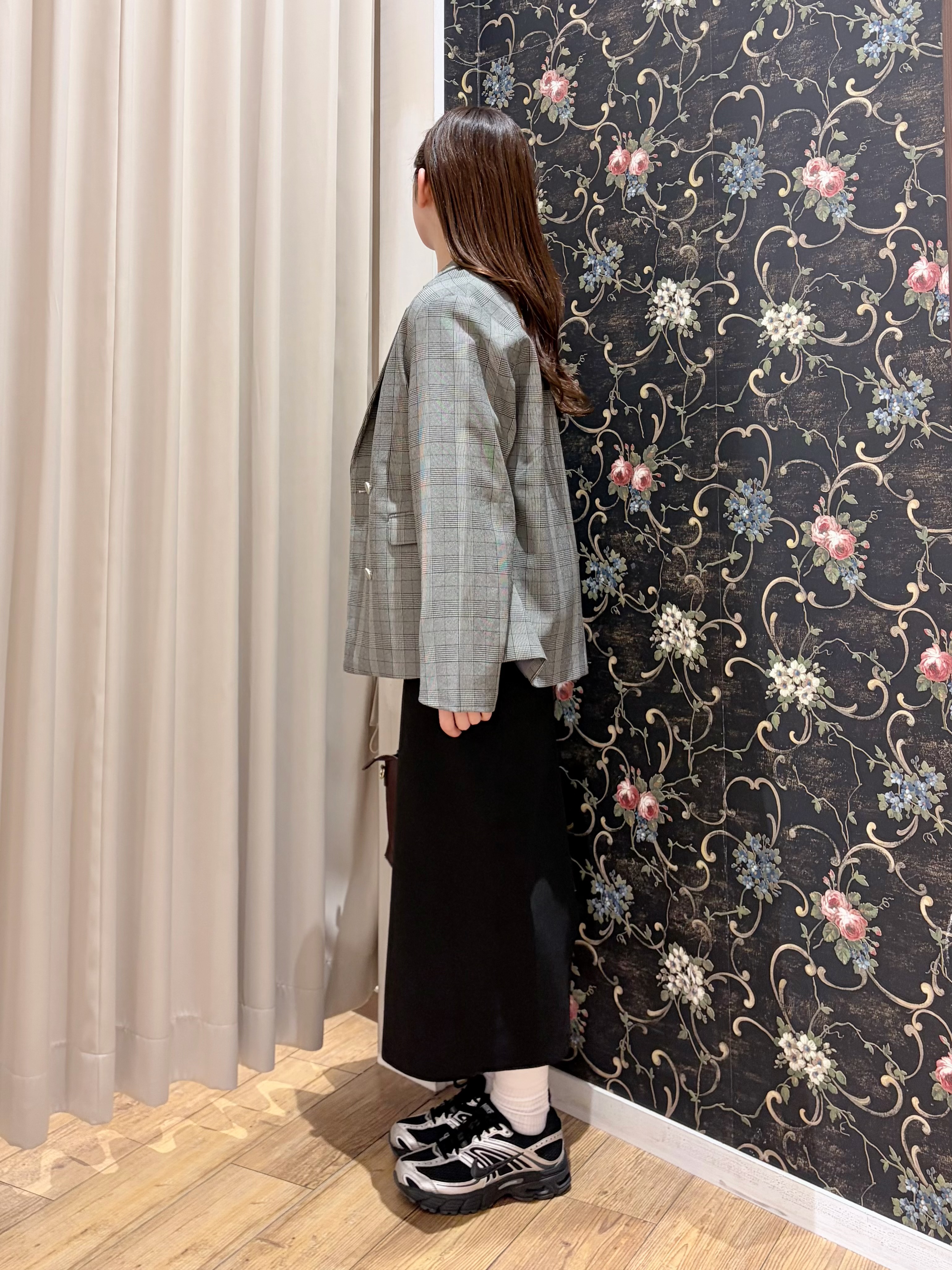 おうめさんの「SHOO･LA･RUE｜【セットアップ可/洗濯後しわになりにくい】ウールフィール ダブルジャケット」を使ったコーディネート
