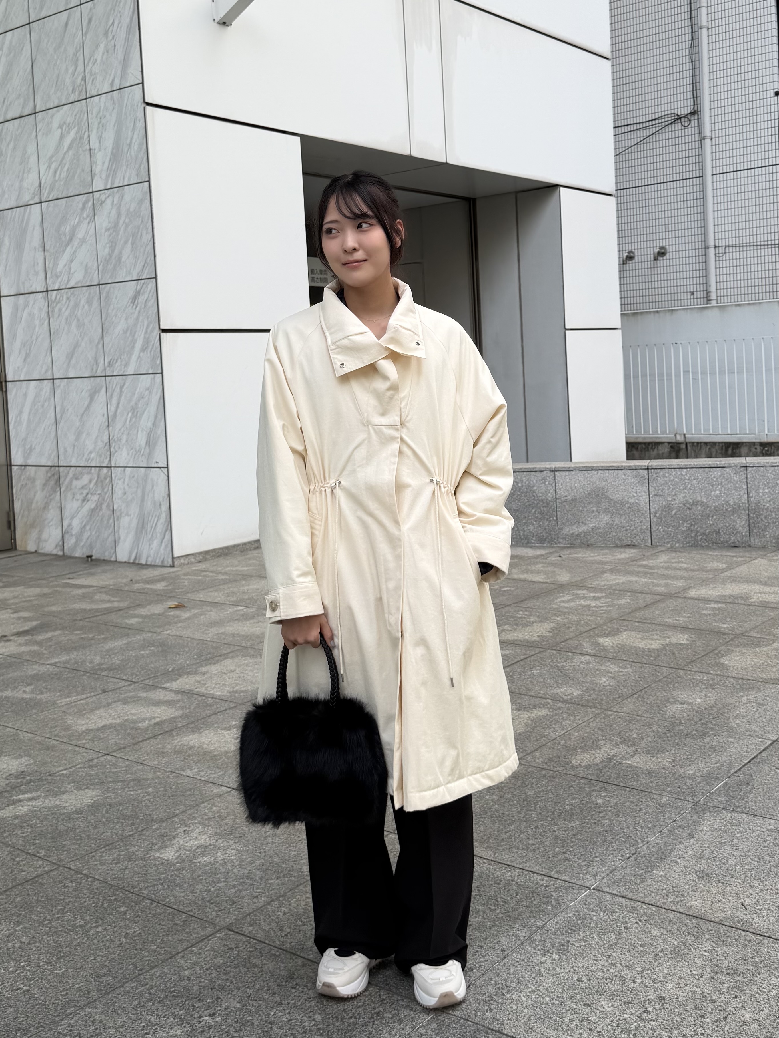 ririkaさんの「INDIVI｜バイアスシャーリングチェックシャツ【LIVE紹介／上枝みどりさん着用】」を使ったコーディネート
