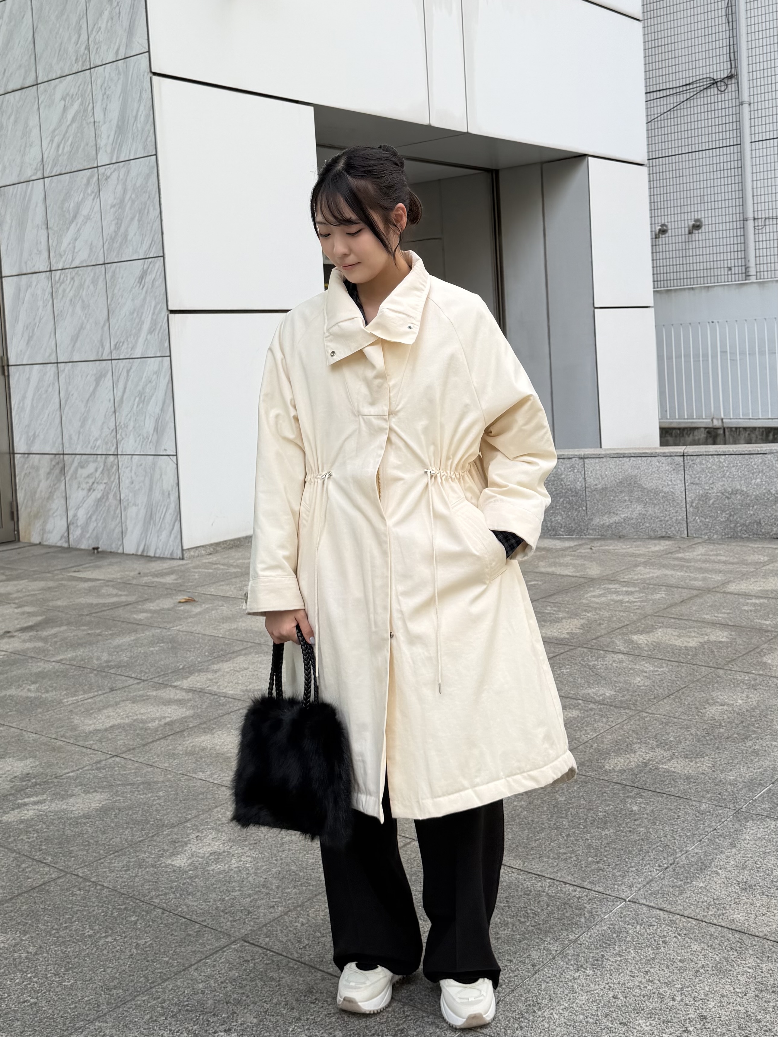 ririkaさんの「INDIVI｜バイアスシャーリングチェックシャツ【LIVE紹介／上枝みどりさん着用】」を使ったコーディネート