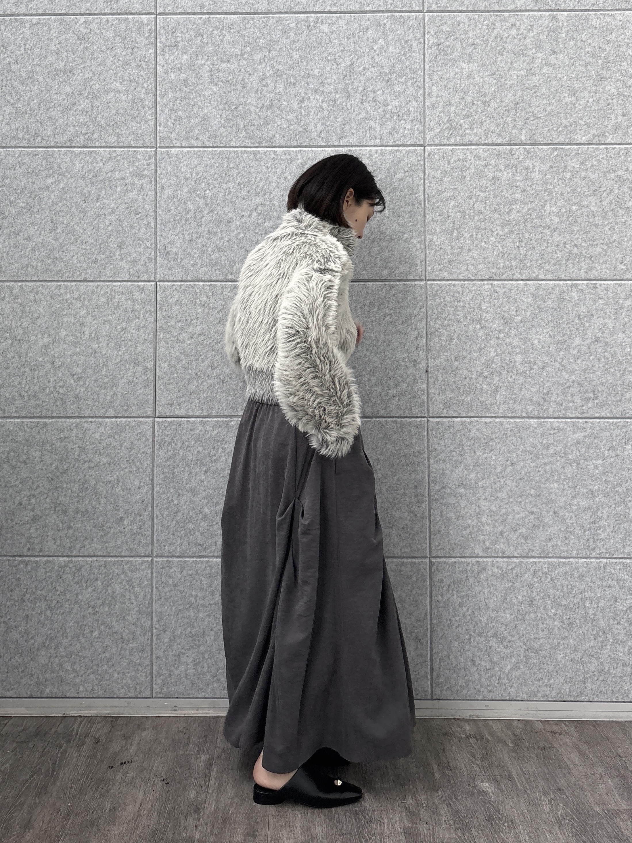 ayanoさんの「INDIVI｜フェザーニットジップカーディガン」を使ったコーディネート
