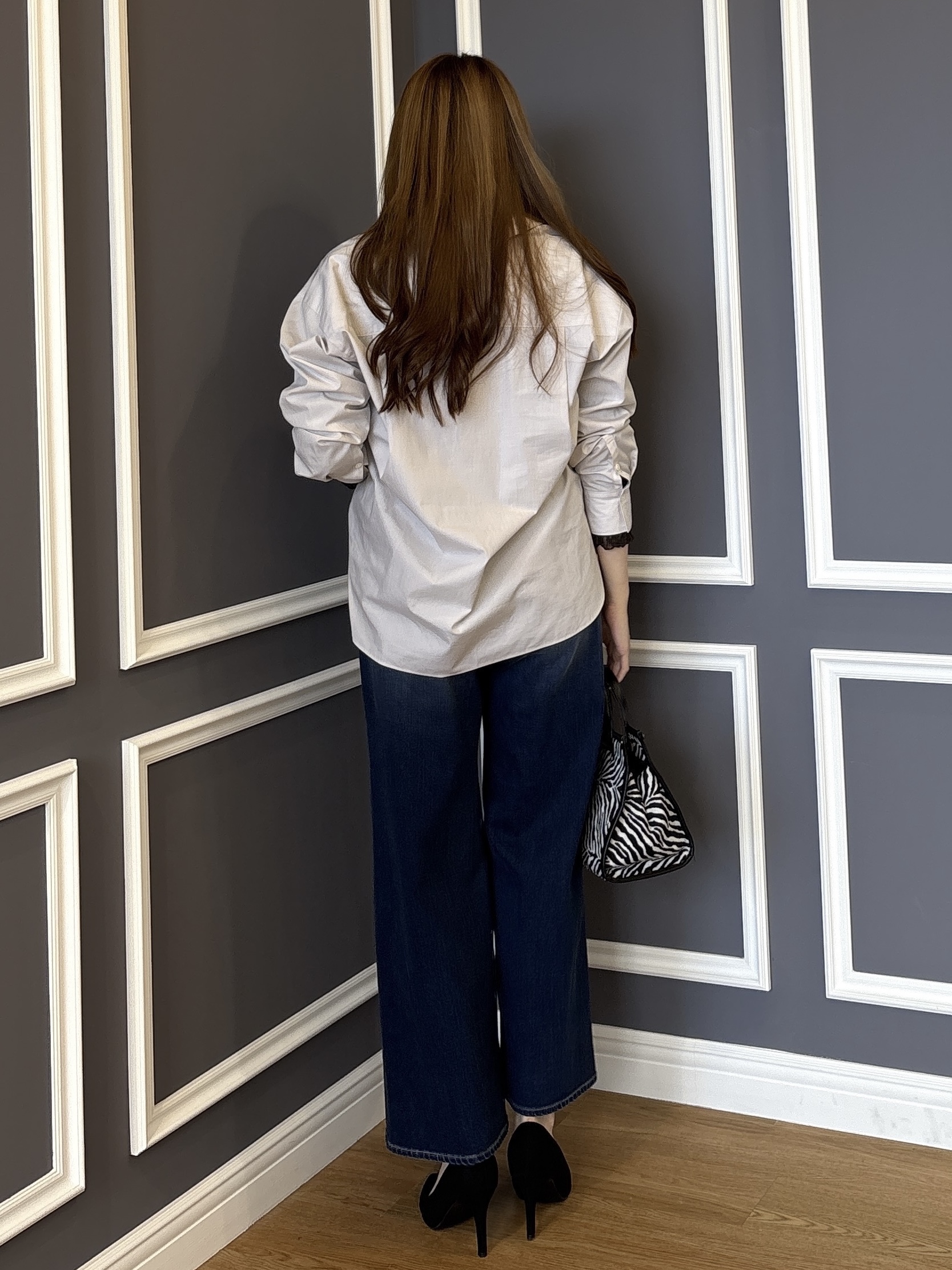 sayaさんの「UNTITLED｜【6色展開/コットン100】カラーベーシックシャツ」を使ったコーディネート