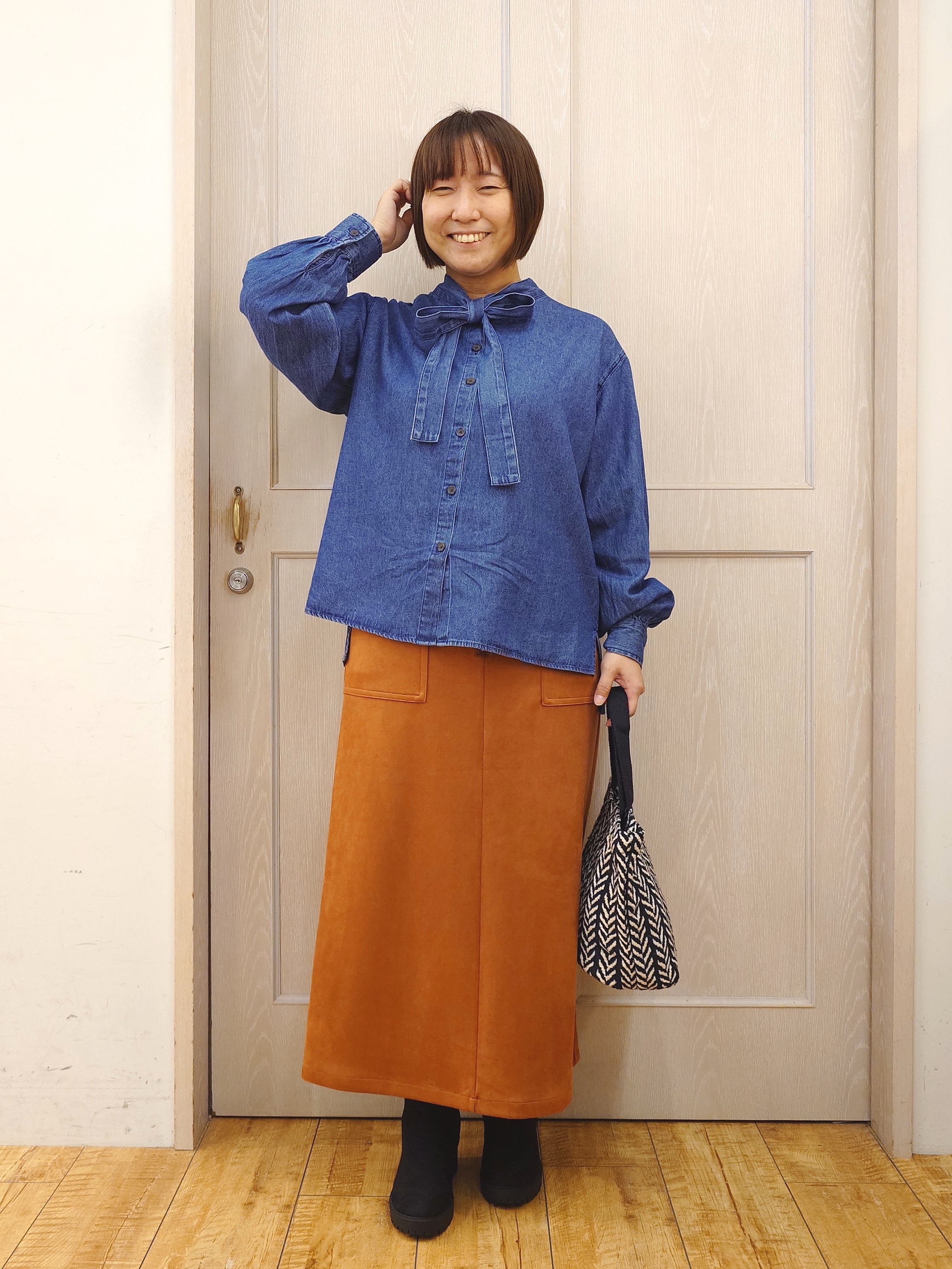 とろろさんの「SHOO･LA･RUE｜【毛玉になりにくい/S-LL/洗濯機可/体型カバー】Vネックゆったりカーディガン」を使ったコーディネート