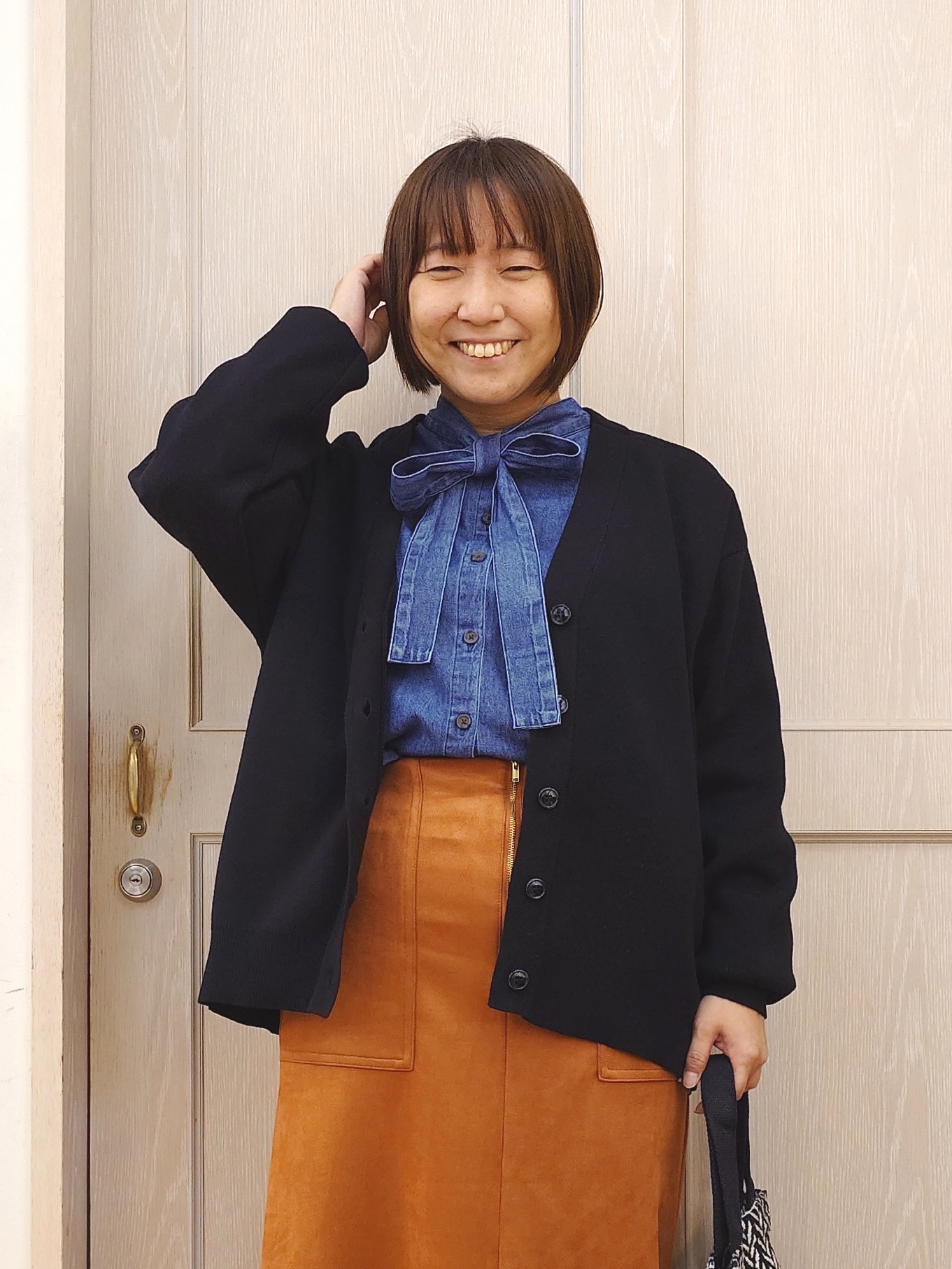 とろろさんの「SHOO･LA･RUE｜【毛玉になりにくい/S-LL/洗濯機可/体型カバー】Vネックゆったりカーディガン」を使ったコーディネート