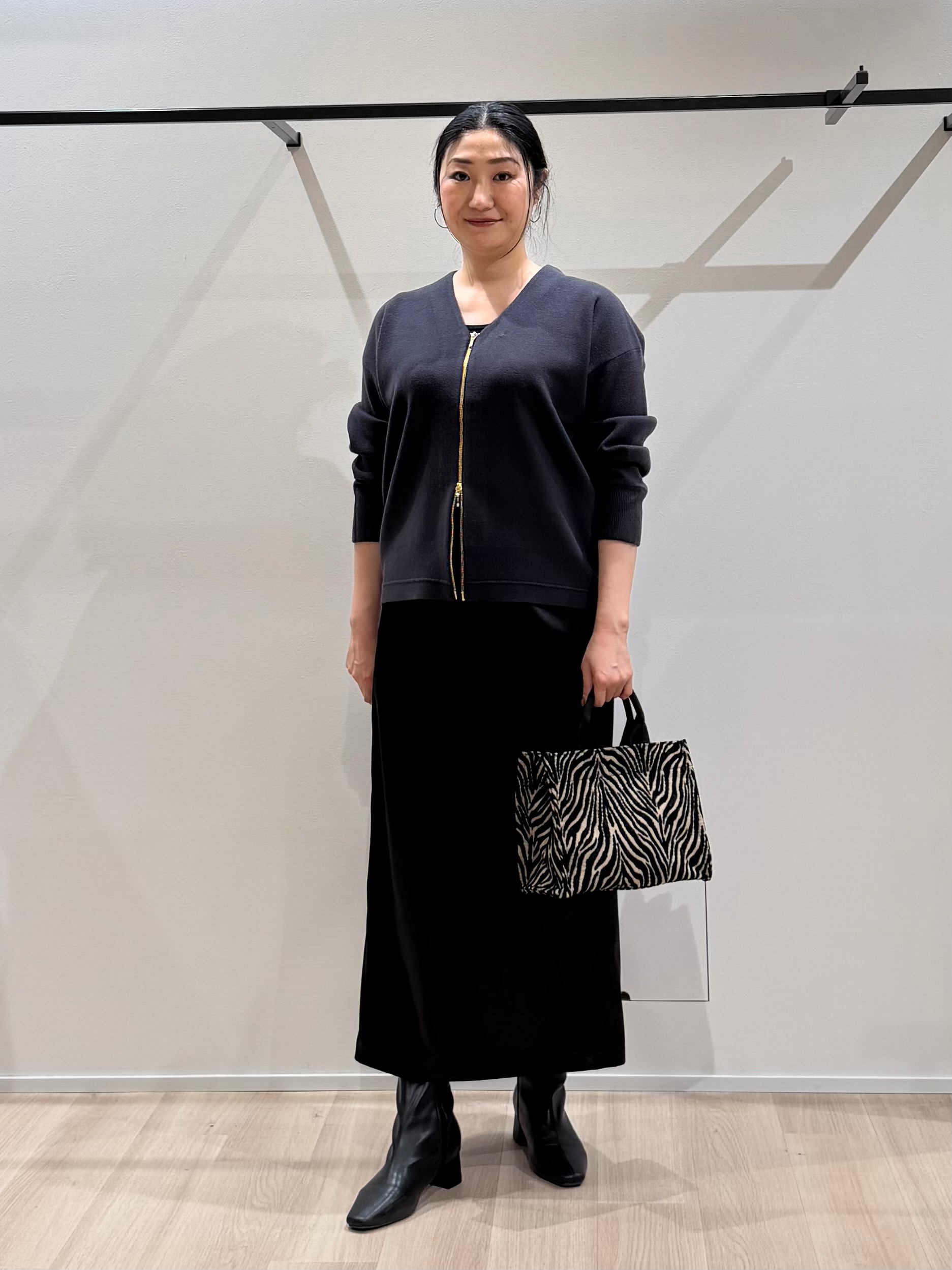TOMOMIさんの「UNTITLED｜【ミラノリブ編み】ジップニットブルゾン」を使ったコーディネート
