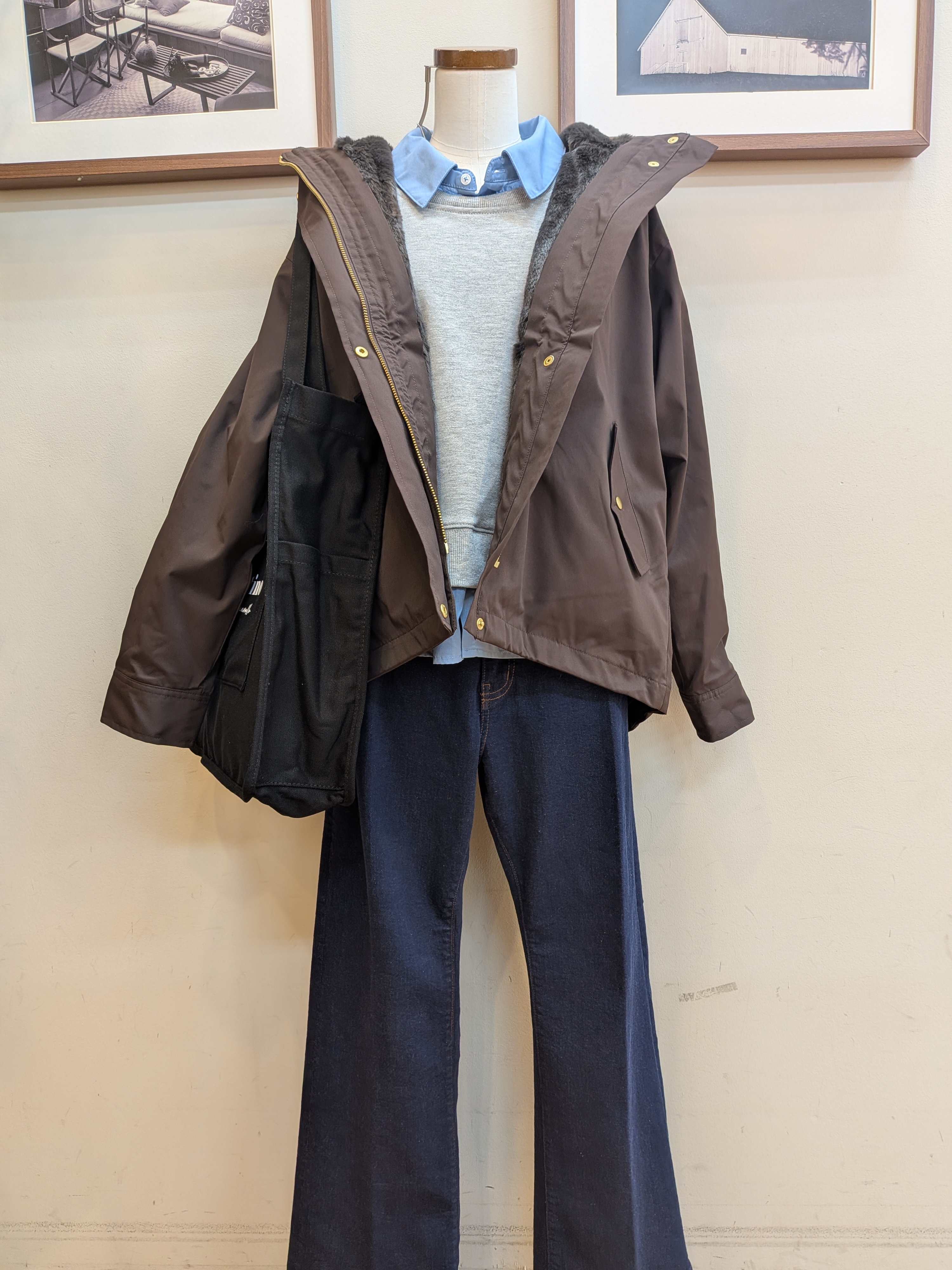うっちーさんの「SHOO･LA･RUE｜【洗濯機可/撥水/マルチWAY】ファーライナー付き 毎日欲張りマンパ」を使ったコーディネート