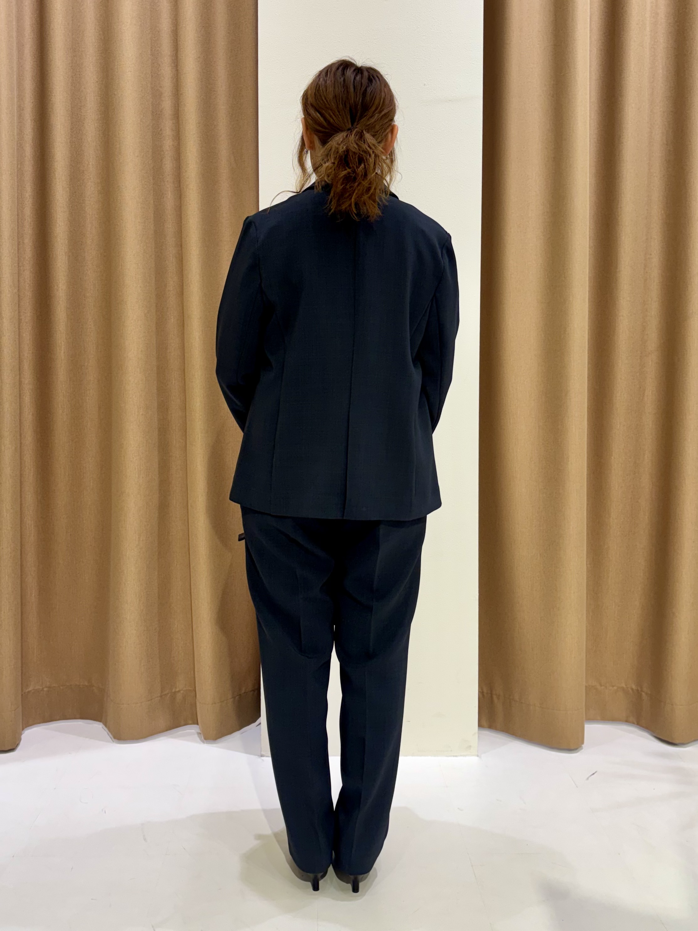 mameさんの「THE SHOP TK｜【セットアップ可】ビジネスシングルジャケット」を使ったコーディネート