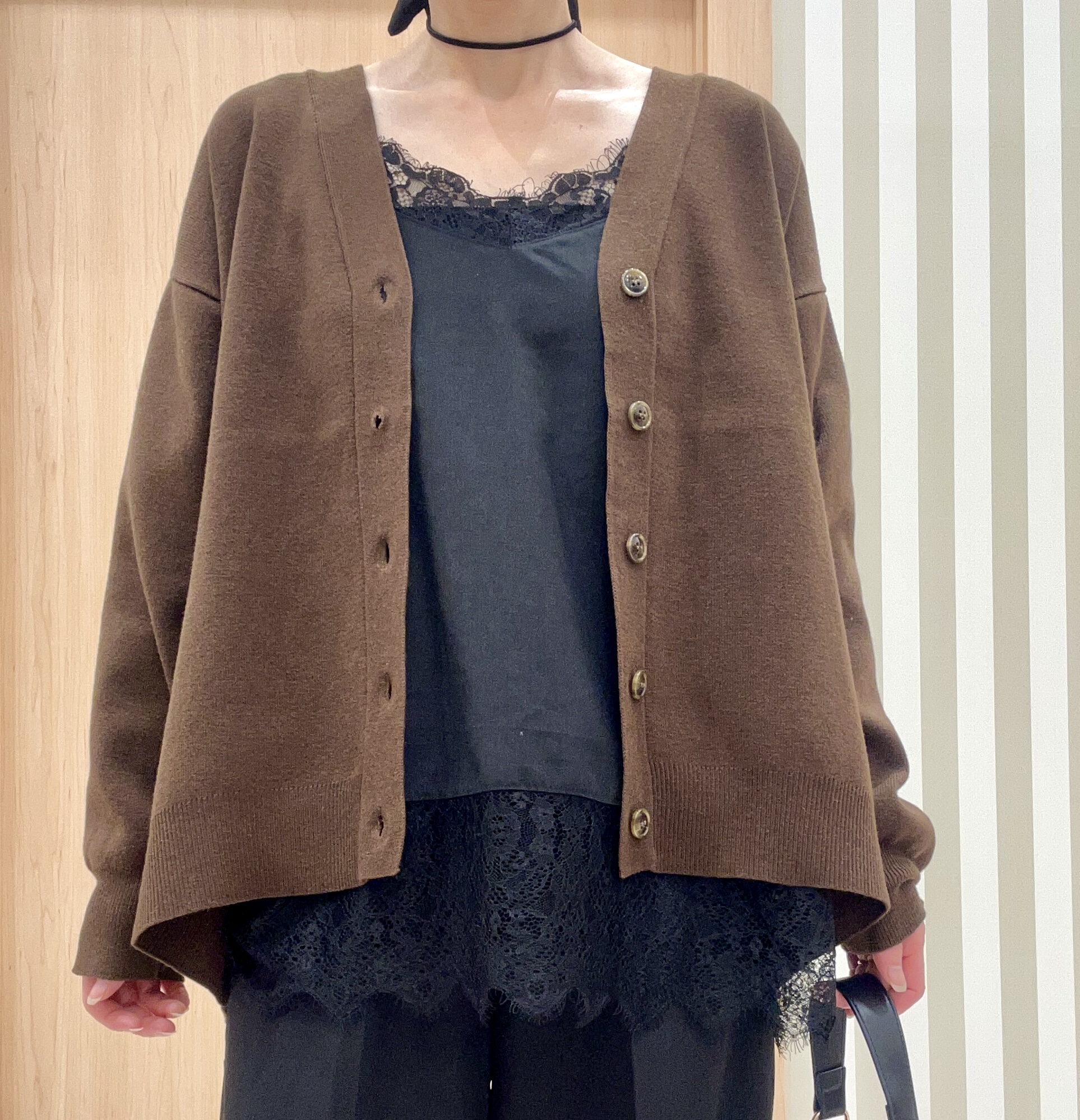 ririさんの「SHOO･LA･RUE｜【洗濯機可/S-LL】体型カバーしながらこなれ見え レース付きキャミソール」を使ったコーディネート