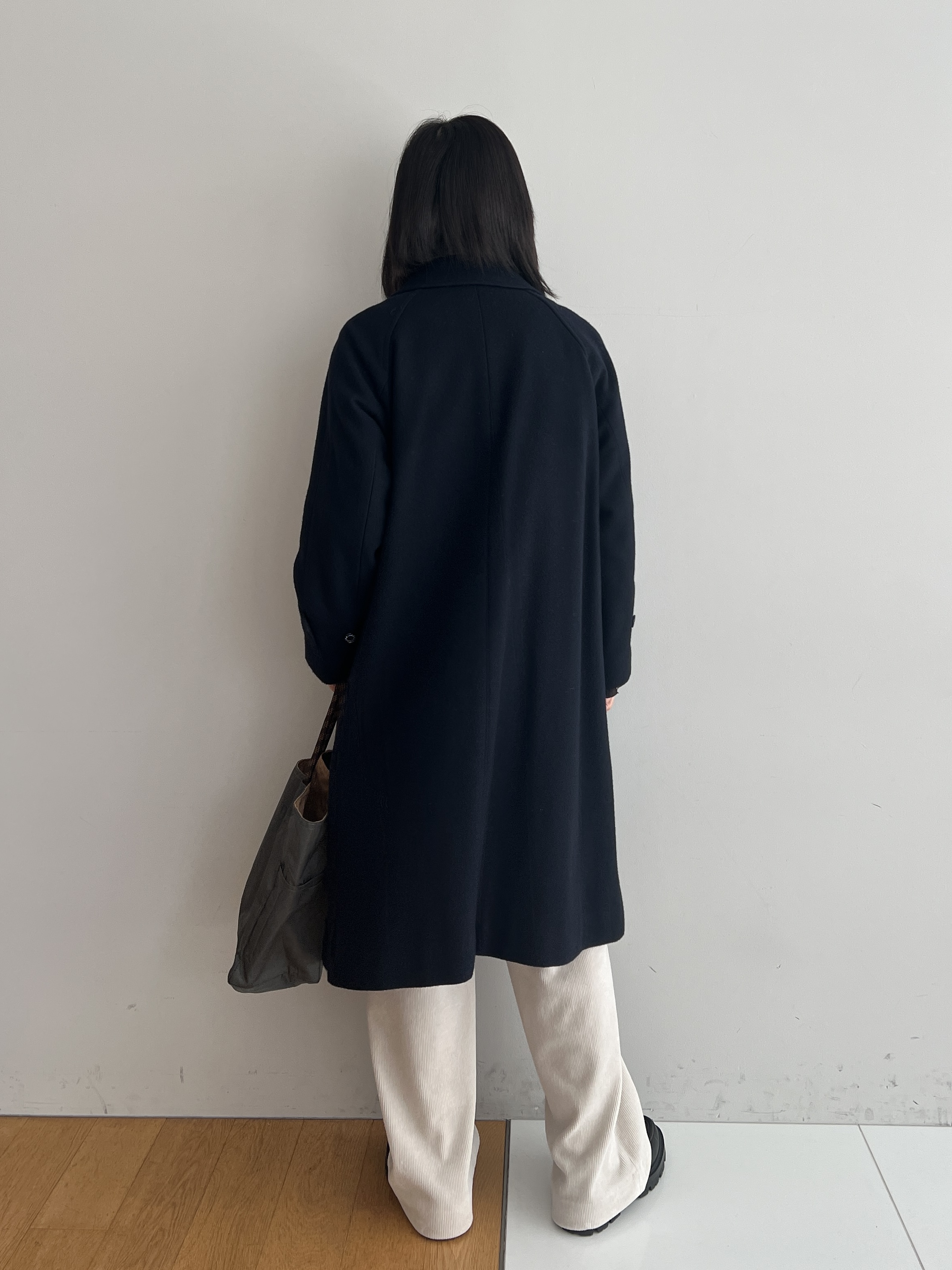 misaさんの「DRESSTERIOR｜スーパー110sウールステンカラーコート」を使ったコーディネート