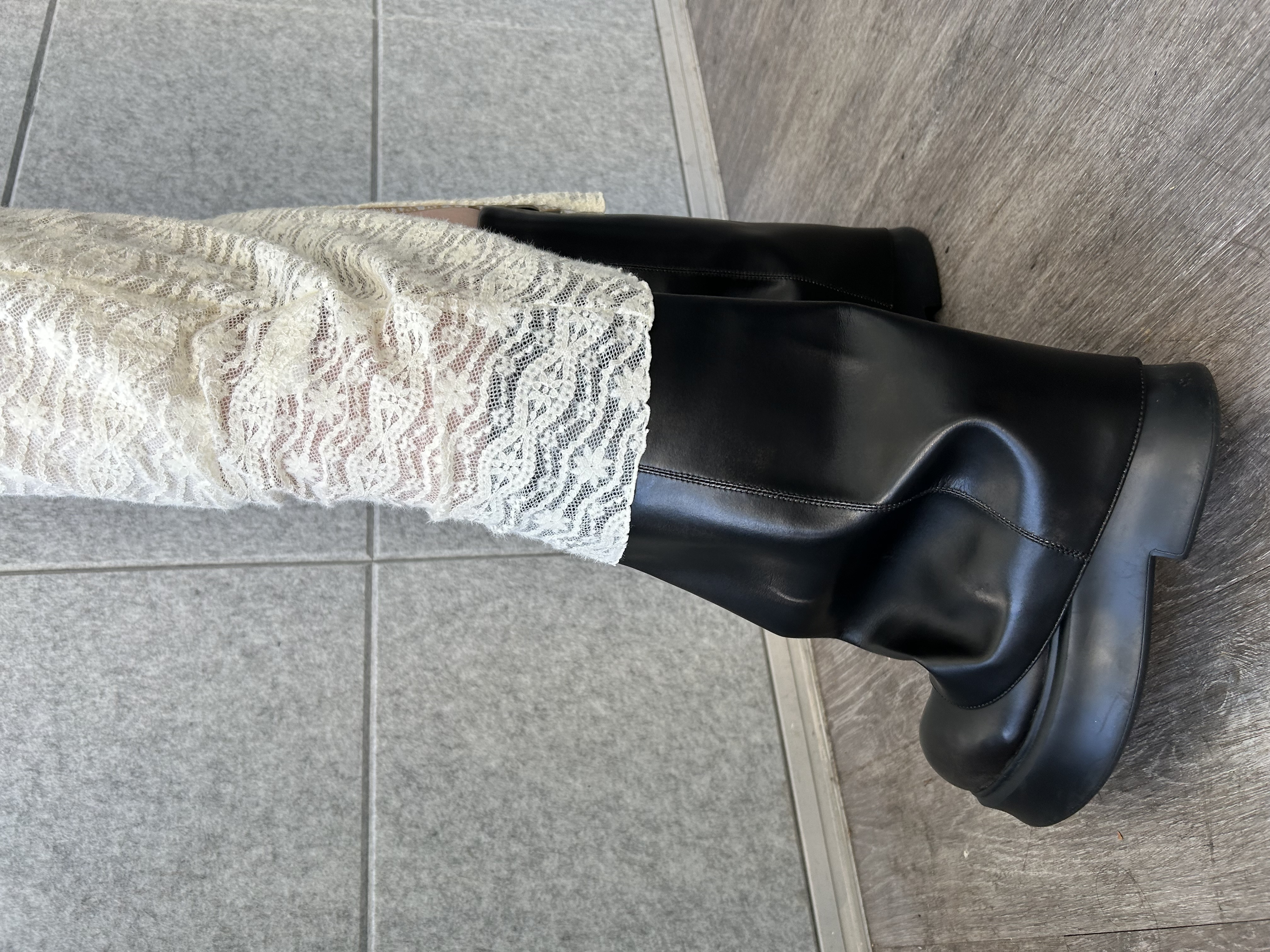 honoka Aさんの「CODE A｜ALM．｜BELUGA COVER BOOTS」を使ったコーディネート