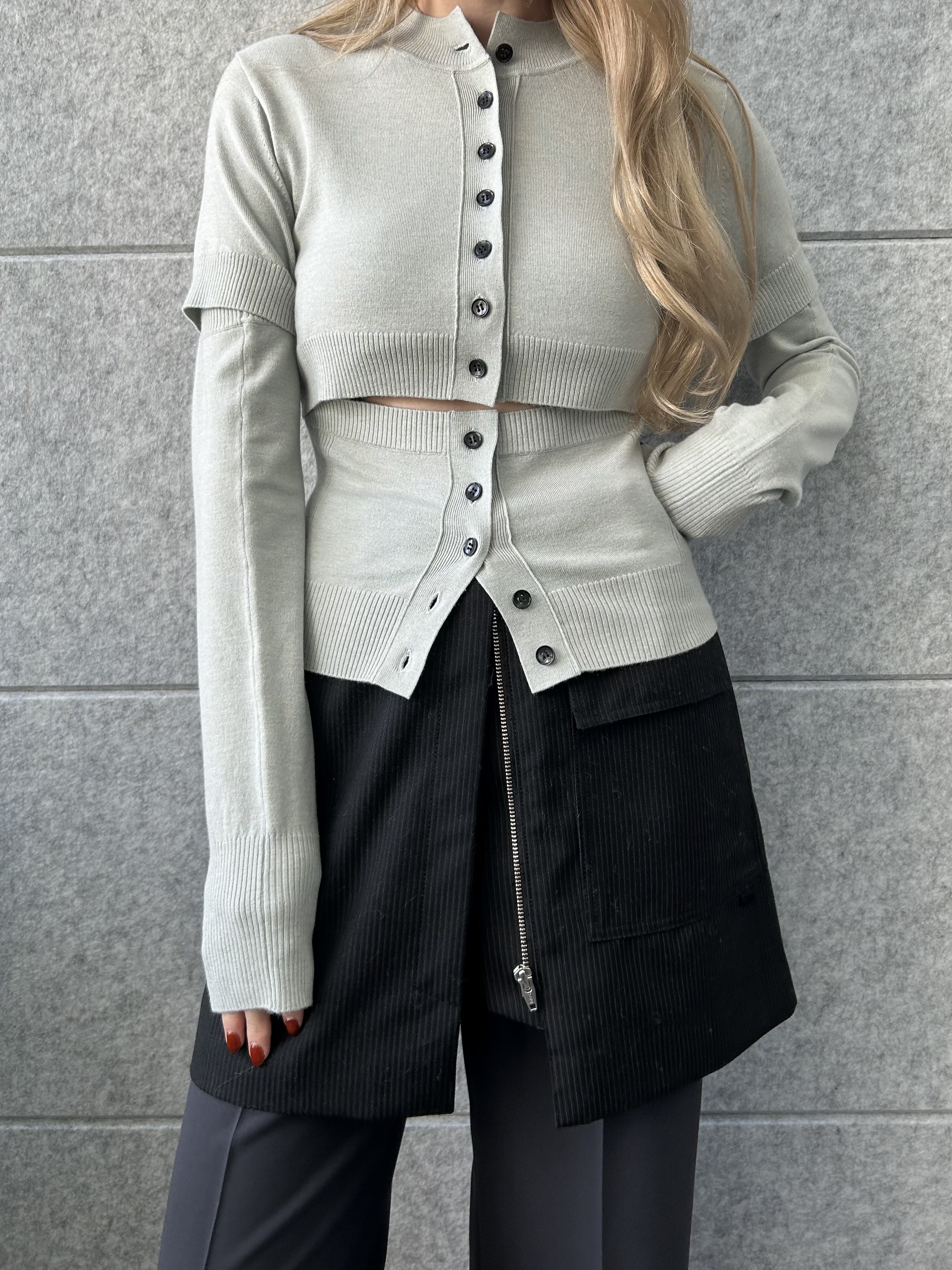 honoka Aさんの「CODE A｜modular button knit cardigan」を使ったコーディネート