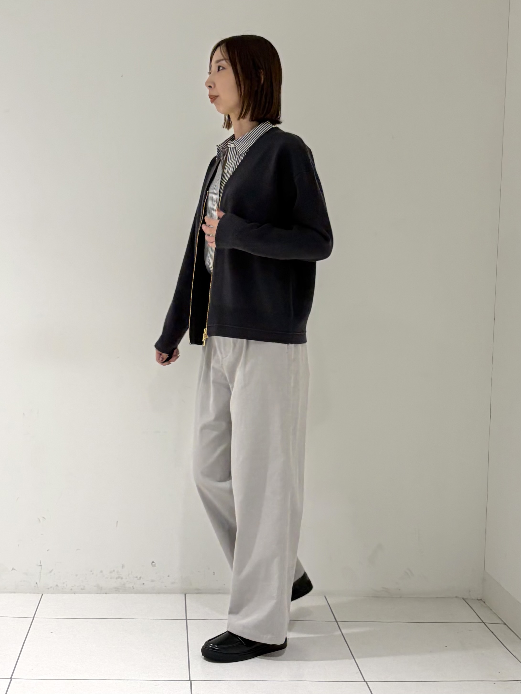 shioriさんの「INDIVI｜【ミラノリブ編み】ジップニットブルゾン」を使ったコーディネート