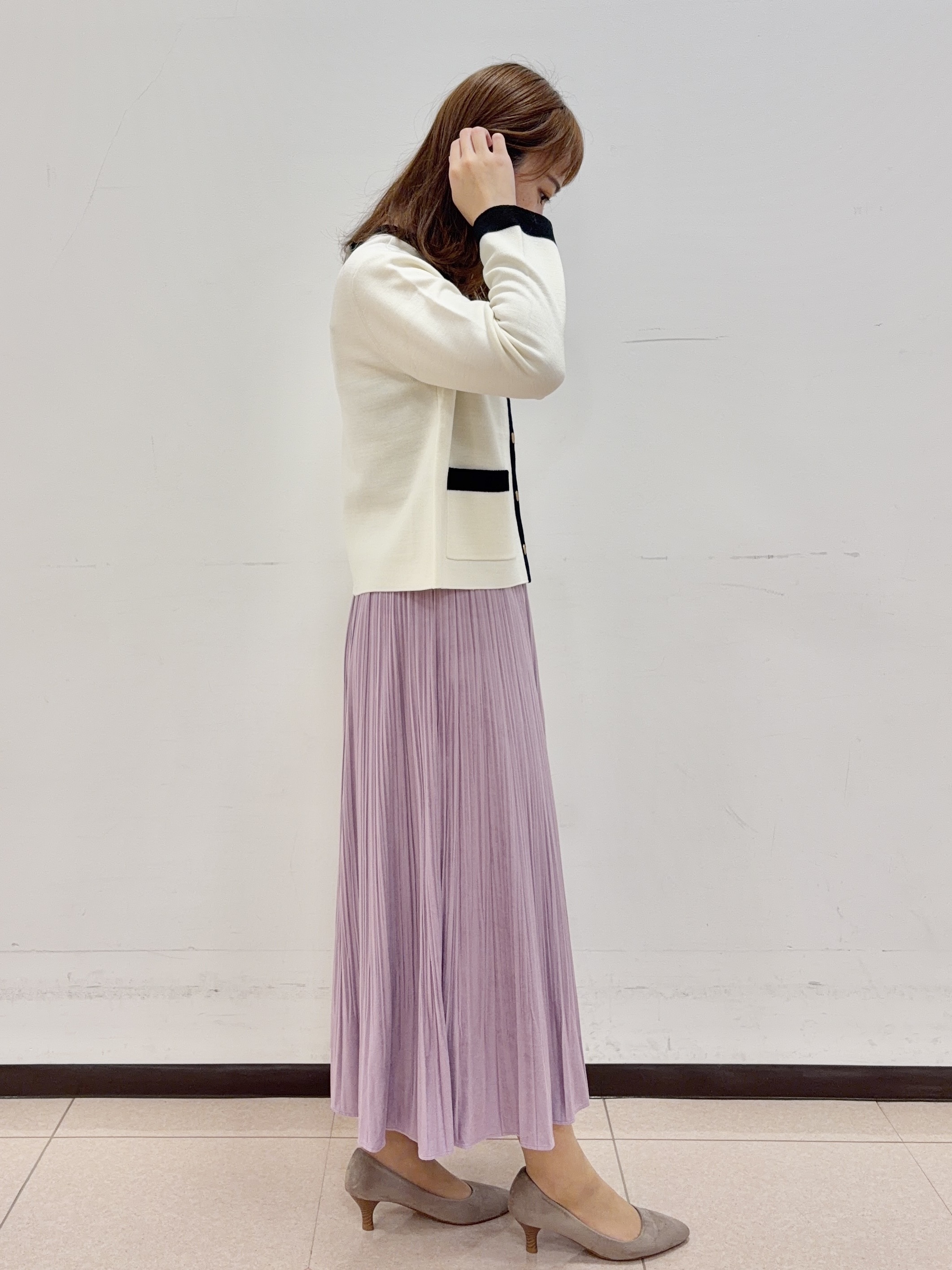 りおさんの「UNTITLED｜【アンサンブル可/ジャケットライク】モールラインカーディガン」を使ったコーディネート