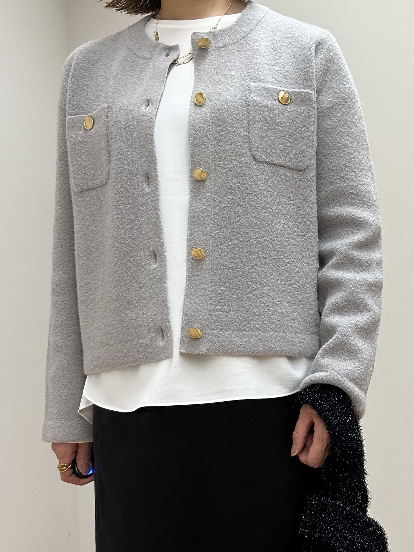 mariさんの「INDIVI｜【軽やか】ブークレニットジャケット」を使ったコーディネート