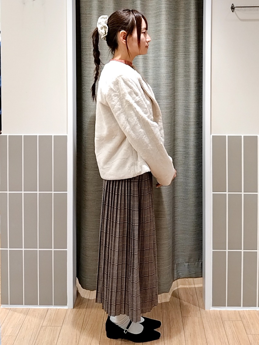 reiaさんの「grove｜【毛玉軽減】すっきり美人見え ケーブルニット」を使ったコーディネート