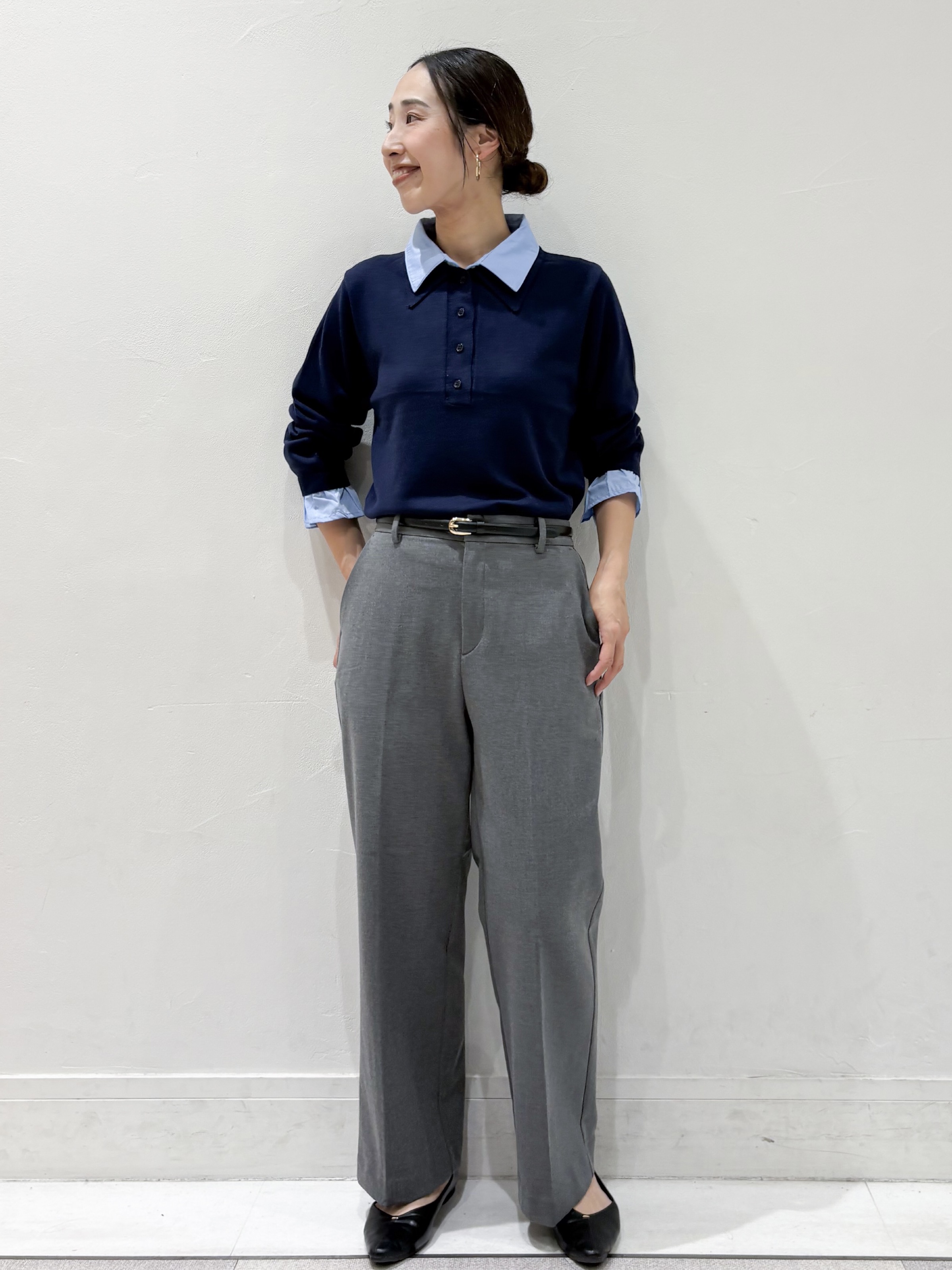 ちえさんの「OPAQUE.CLIP｜シャツレイヤード風ポロニット【洗濯機OK】」を使ったコーディネート