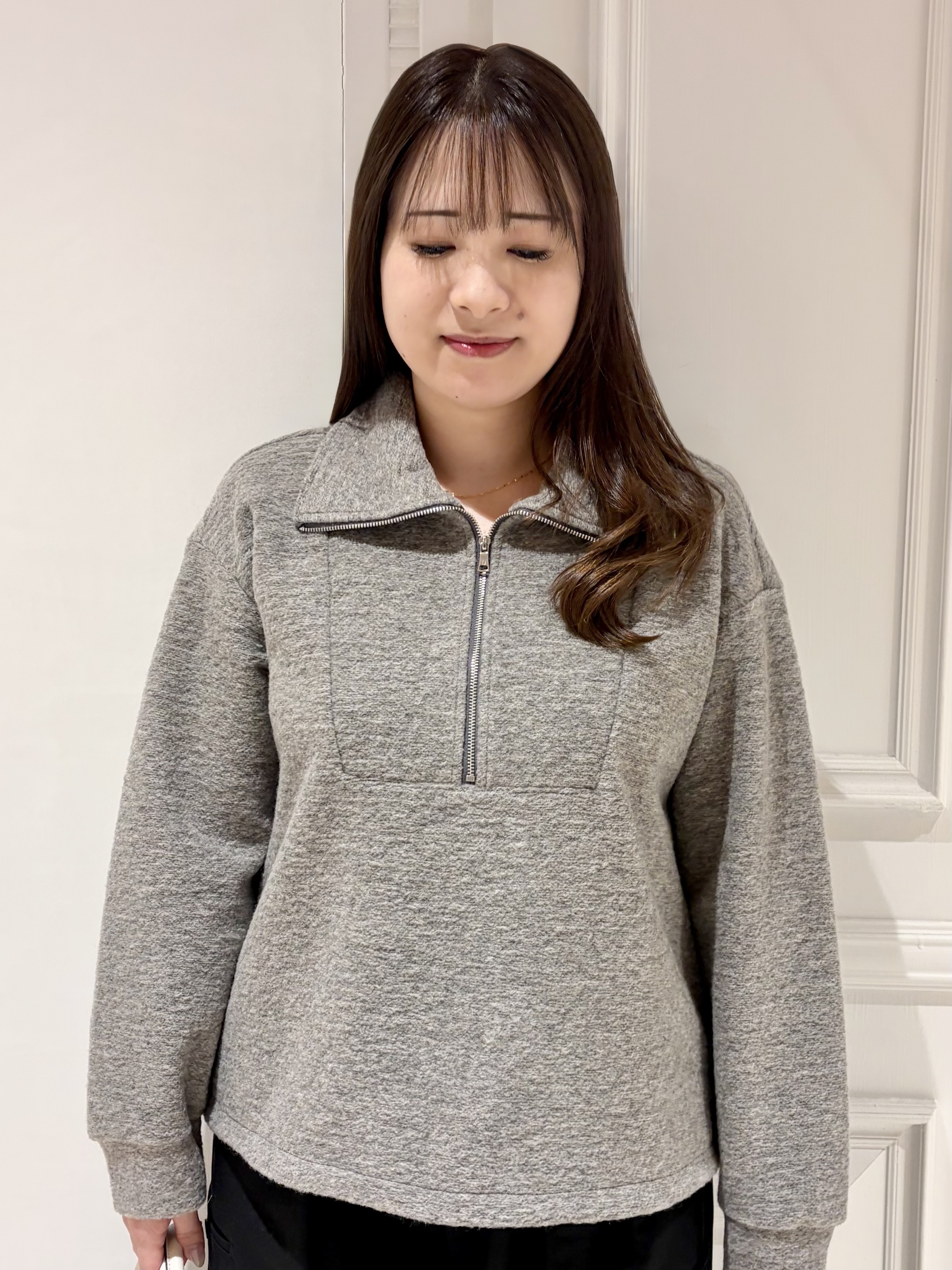 minowaさんの「DRESSTERIOR｜イタリアンスライバー ハーフジッププルオーバー」を使ったコーディネート