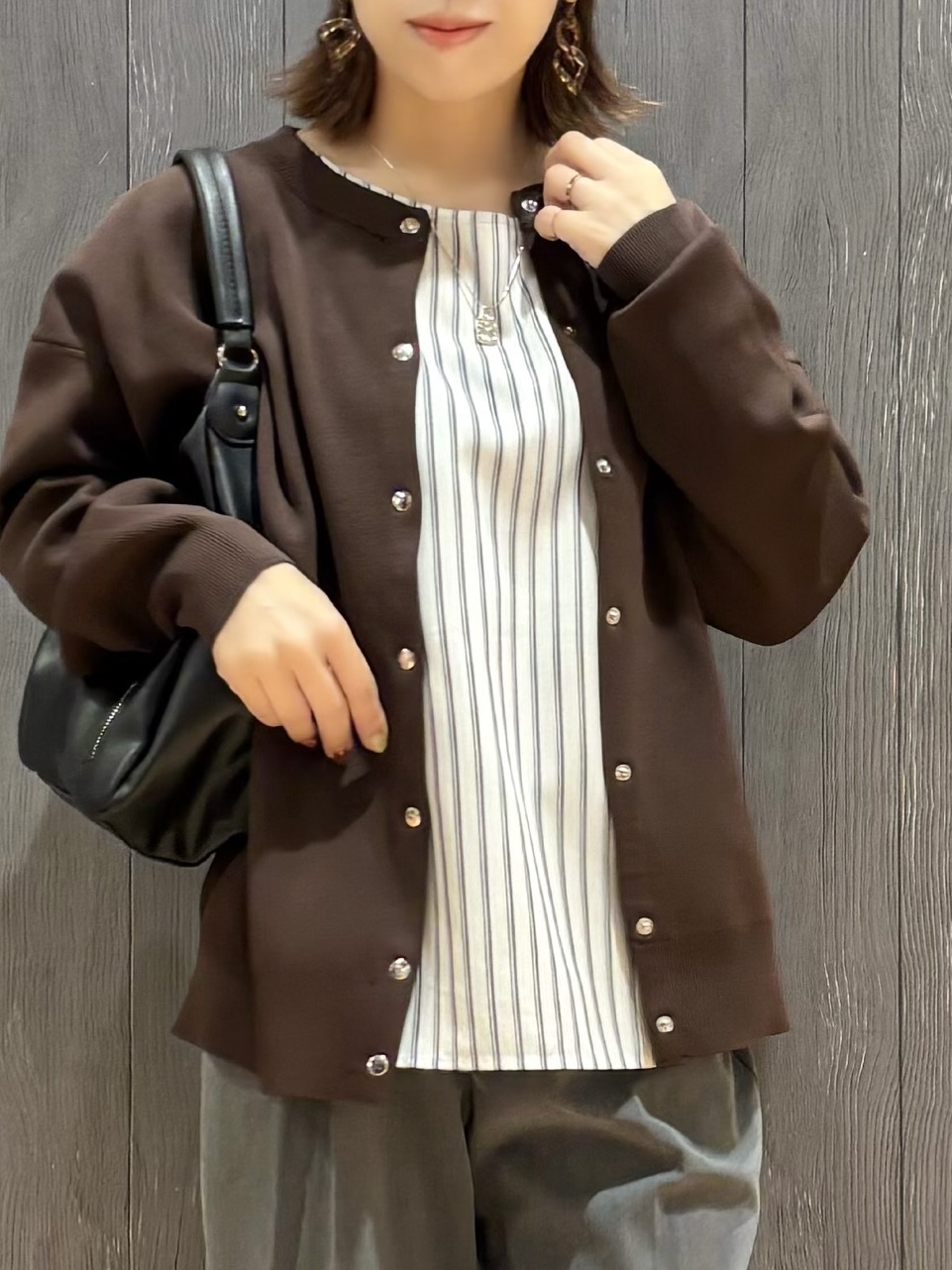 meiさんの「SHOO･LA･RUE｜【セットアップ可/洗濯機可】軽やかに羽織れる スポンディッシュ ニットカーディガン」を使ったコーディネート