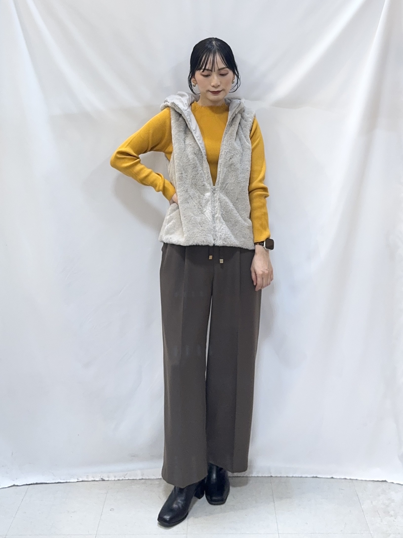 𝐇𝐢𝐫𝐨𝐦𝐢さんの「SHOO･LA･RUE｜【洗濯機可/撥水/マルチWAY】ファーライナー付き 毎日欲張りマンパ」を使ったコーディネート