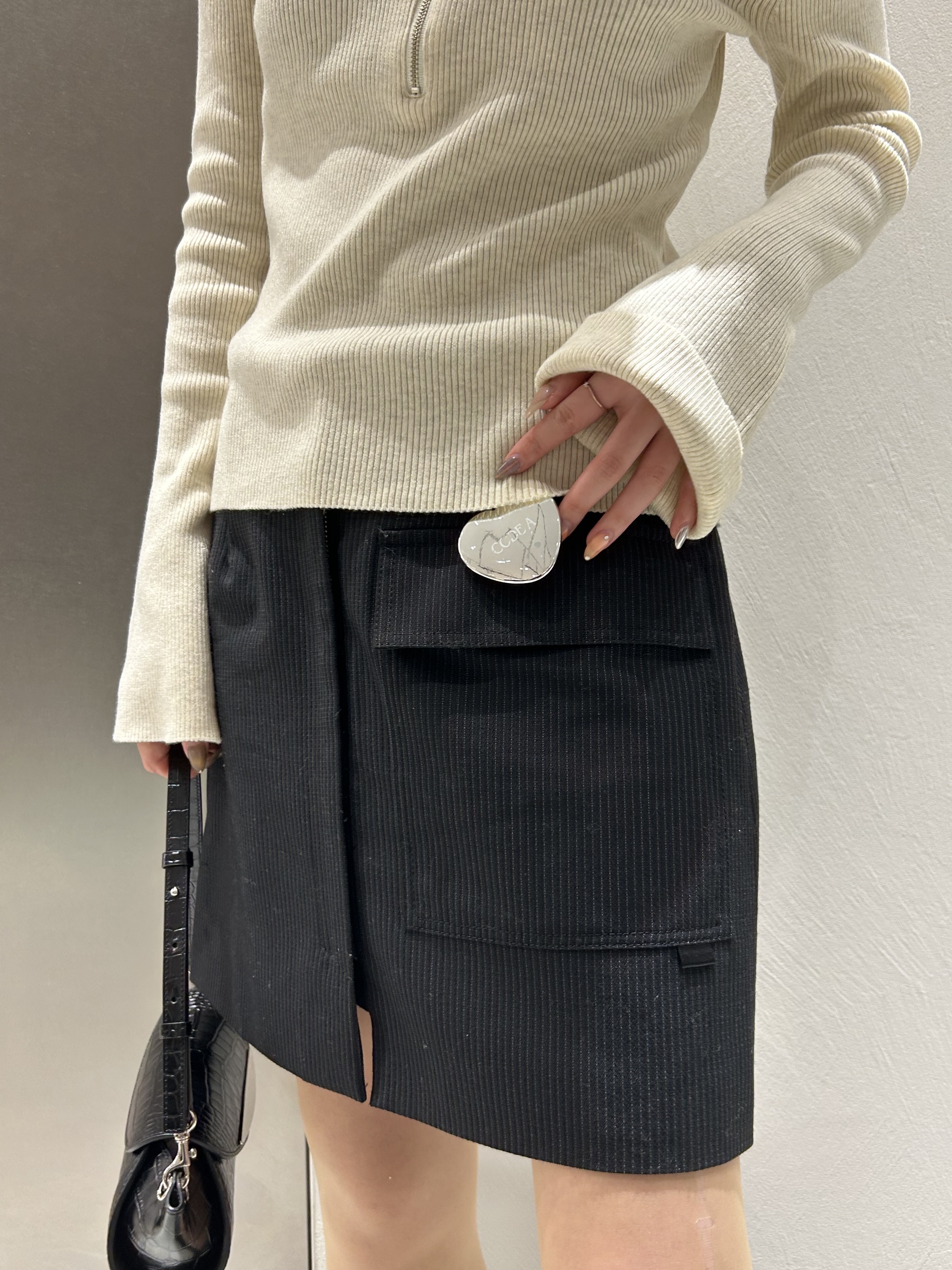 miniさんの「CODE A｜【Re】【Cup-in】design cut tank」を使ったコーディネート