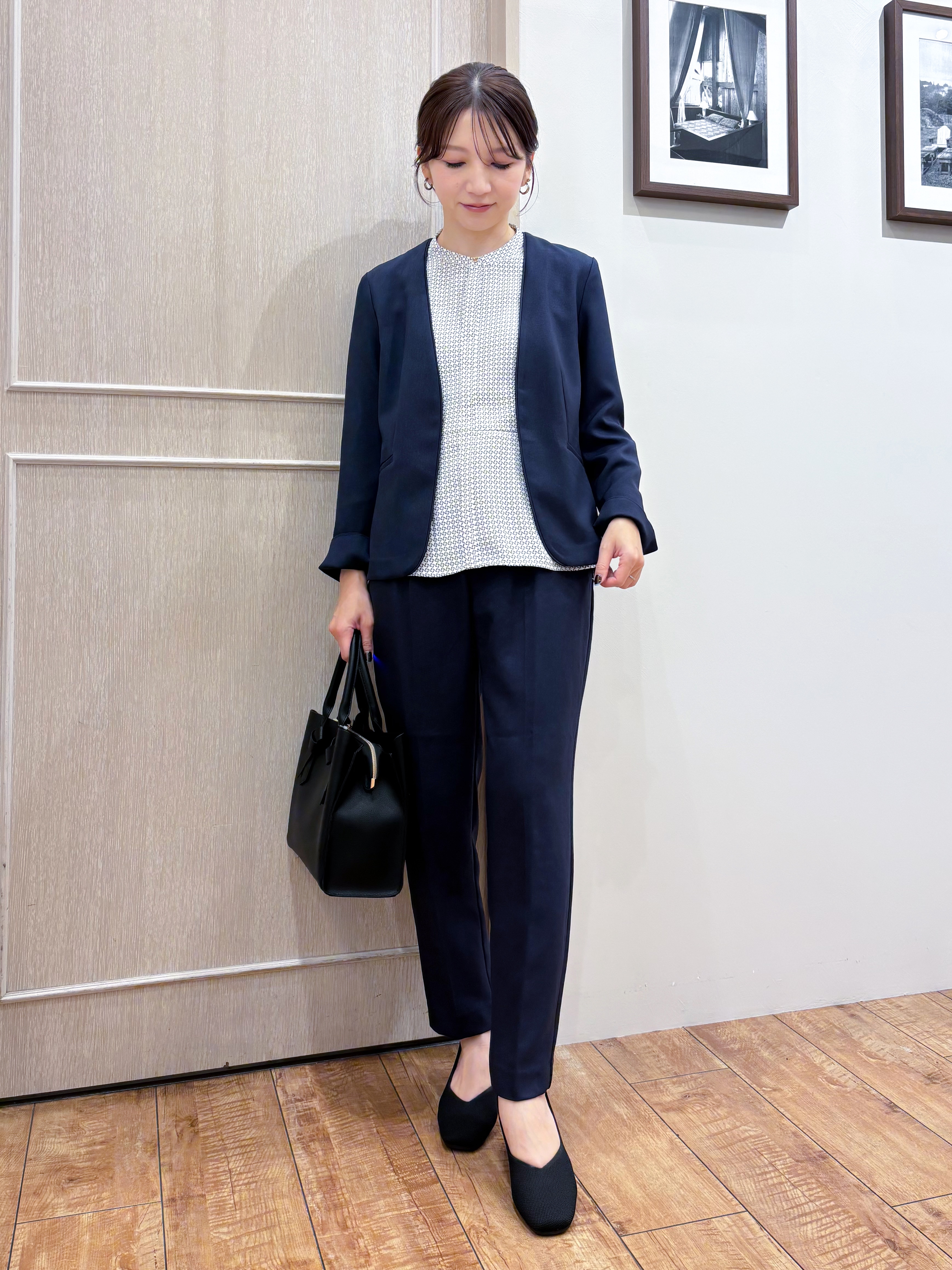 なみさんの「SHOO･LA･RUE｜【セットアップ可/通勤/洗濯機可/SS-LL】女性らしく決まる カラーレスジャケット」を使ったコーディネート