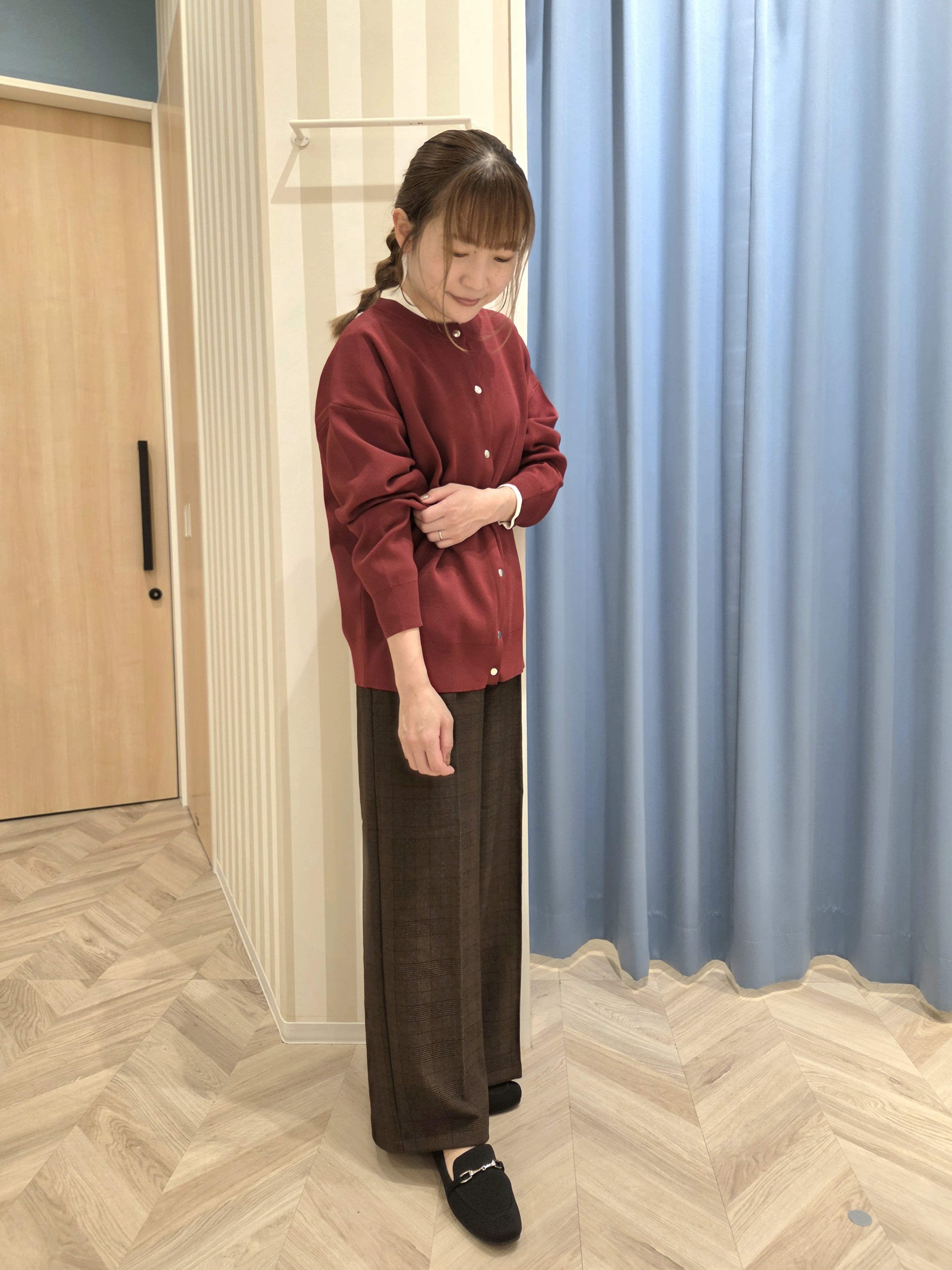 Ikumiさんの「SHOO･LA･RUE｜【セットアップ可/洗濯機可】軽やかに羽織れる スポンディッシュ ニットカーディガン」を使ったコーディネート