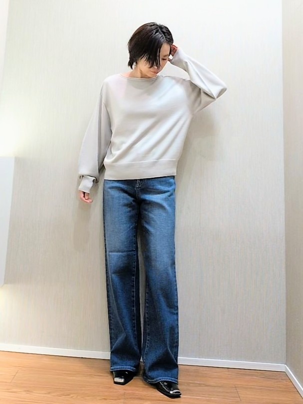 ミズタさんの「UNTITLED｜【店頭人気！/8色展開】ボリュームスリーブニットプルオーバー」を使ったコーディネート