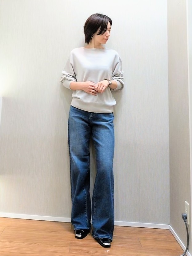 ミズタさんの「UNTITLED｜【店頭人気！/8色展開】ボリュームスリーブニットプルオーバー」を使ったコーディネート