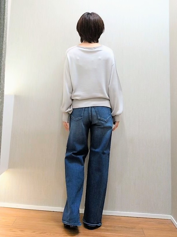 ミズタさんの「UNTITLED｜【店頭人気！/8色展開】ボリュームスリーブニットプルオーバー」を使ったコーディネート