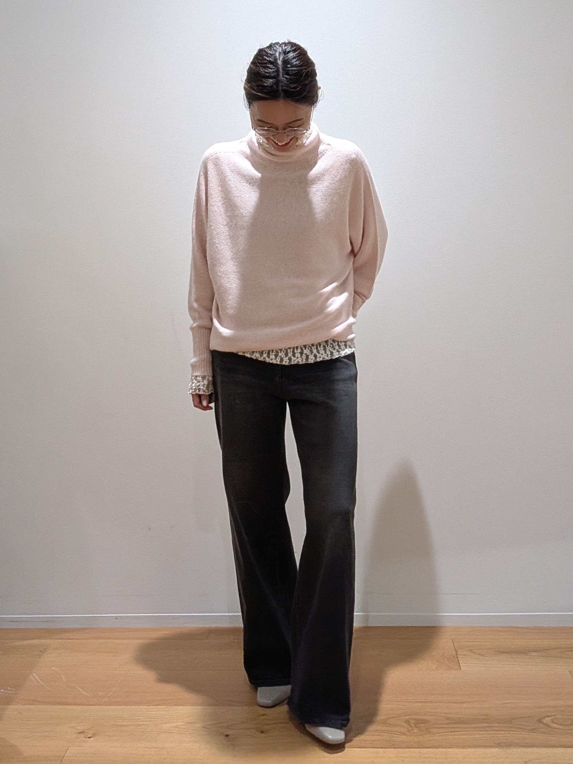 Aさんの「UNTITLED｜【重ね着レイヤード】レースハイネックトップス」を使ったコーディネート