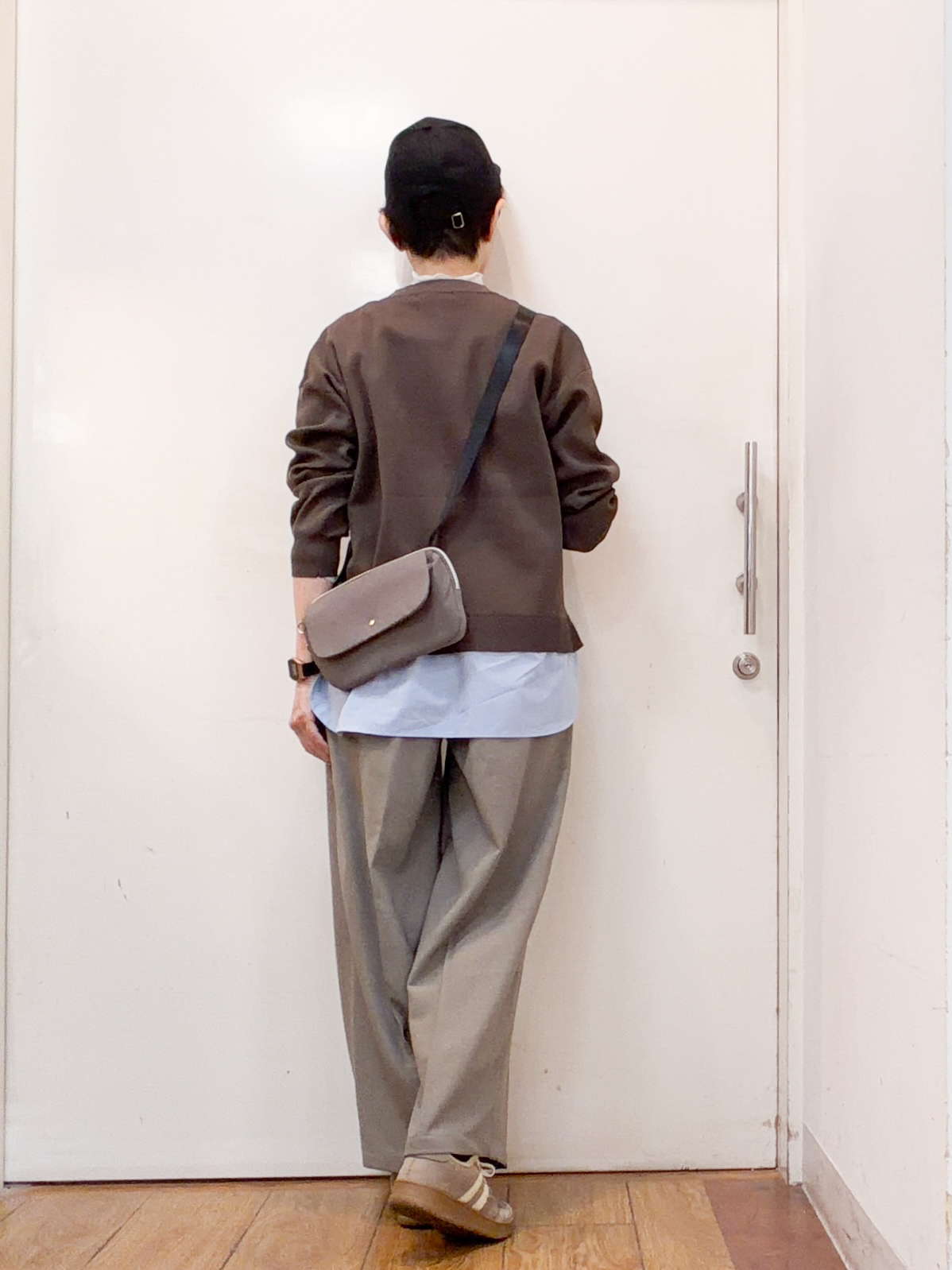 みぃさんの「SHOO･LA･RUE｜【S-LL】着るだけできまる シャツレイヤード風 スポンディッシュニット」を使ったコーディネート