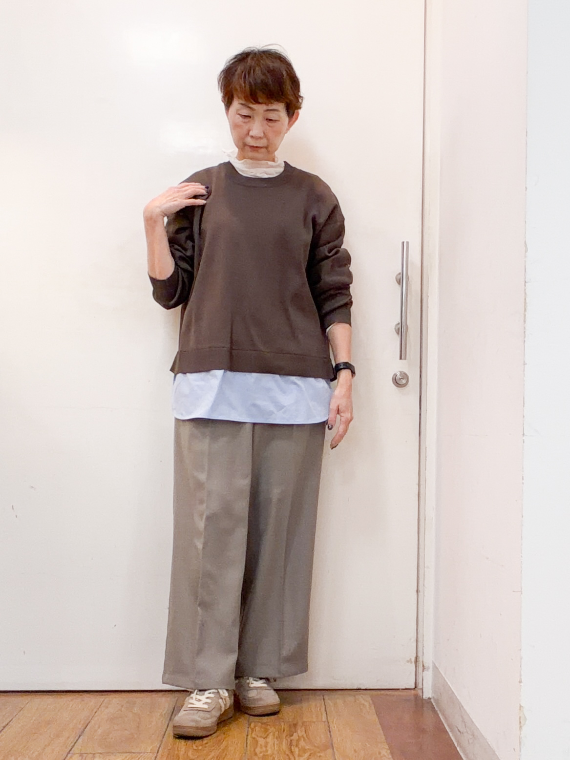 みぃさんの「SHOO･LA･RUE｜【S-LL】着るだけできまる シャツレイヤード風 スポンディッシュニット」を使ったコーディネート
