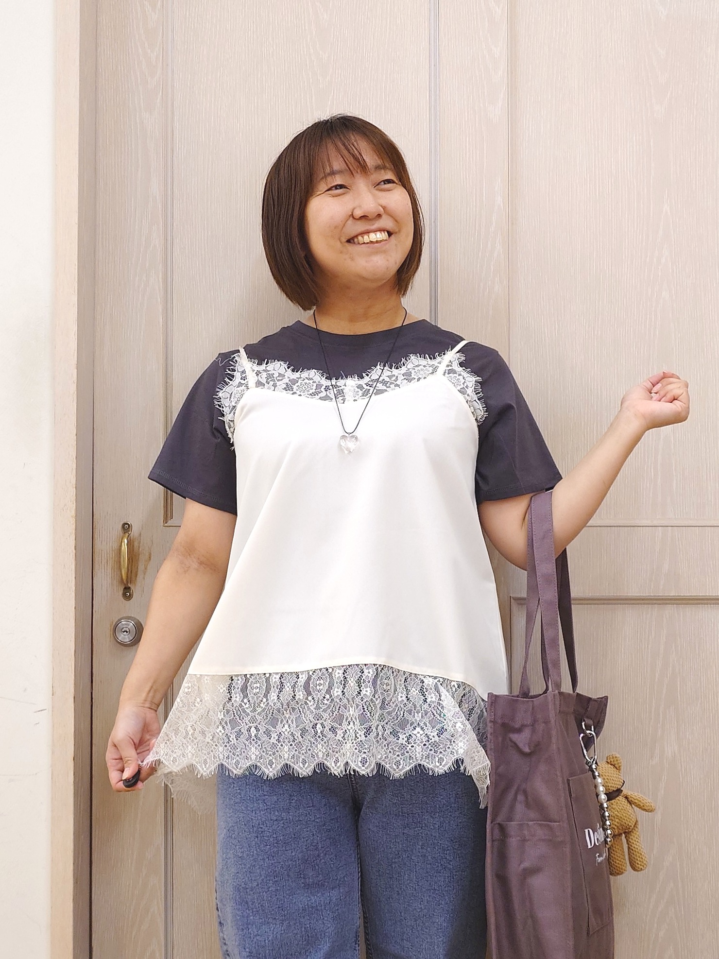 とろろさんの「SHOO･LA･RUE｜【洗濯機可/S-LL】体型カバーしながらこなれ見え レース付きキャミソール」を使ったコーディネート