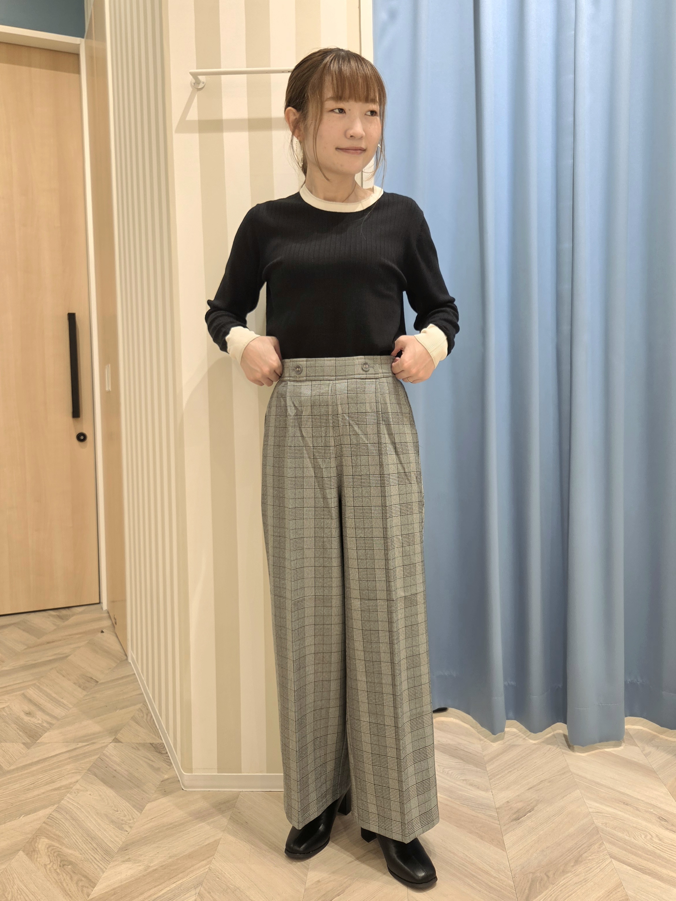 Ikumiさんの「SHOO･LA･RUE｜【S-LL/洗濯機可】配色使いが目を惹く クルーネックニットカーディガン」を使ったコーディネート