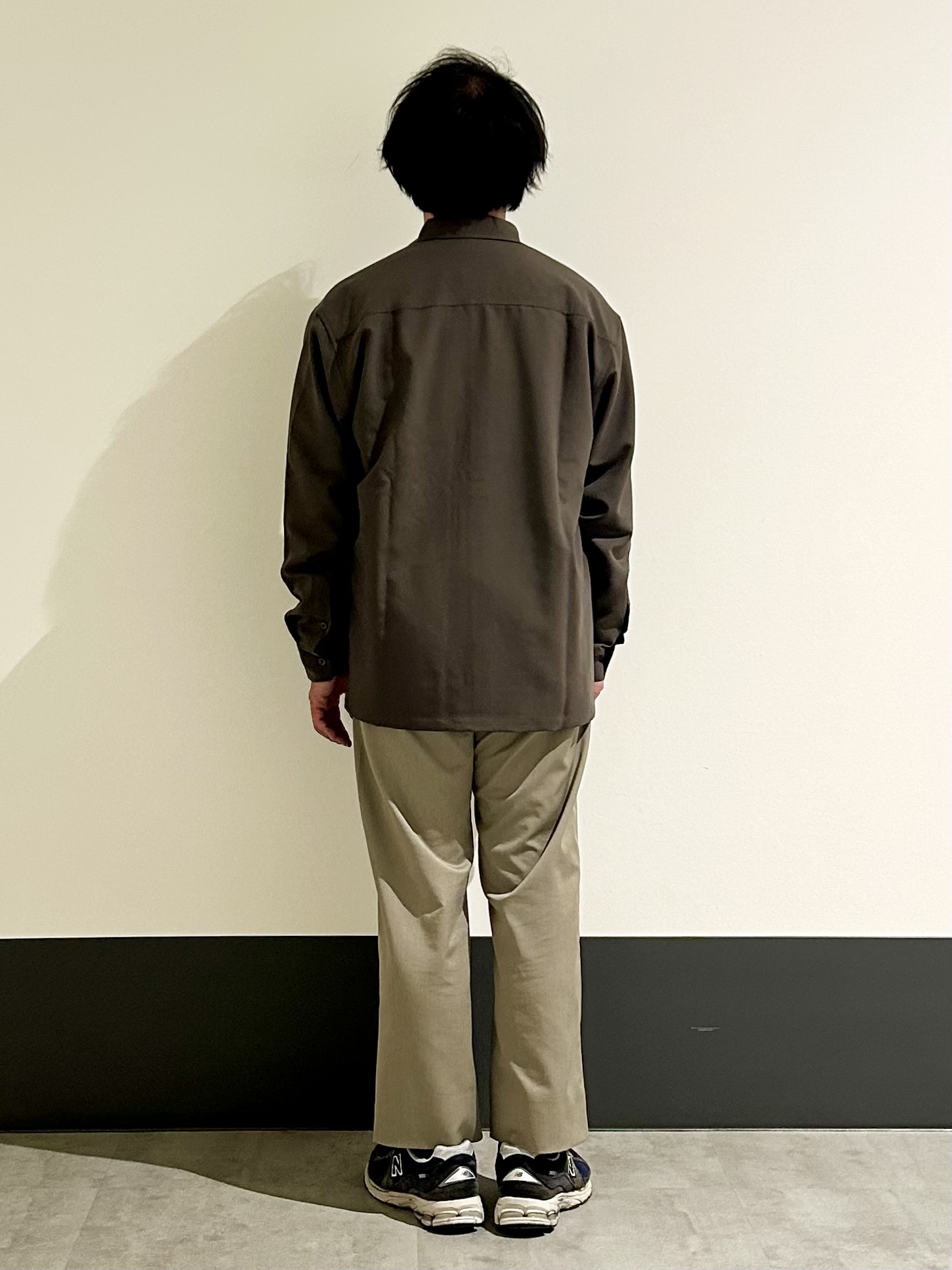 KENJI Iさんの「THE SHOP TK｜【洗濯機OK】ウールライク 長袖シャツ」を使ったコーディネート